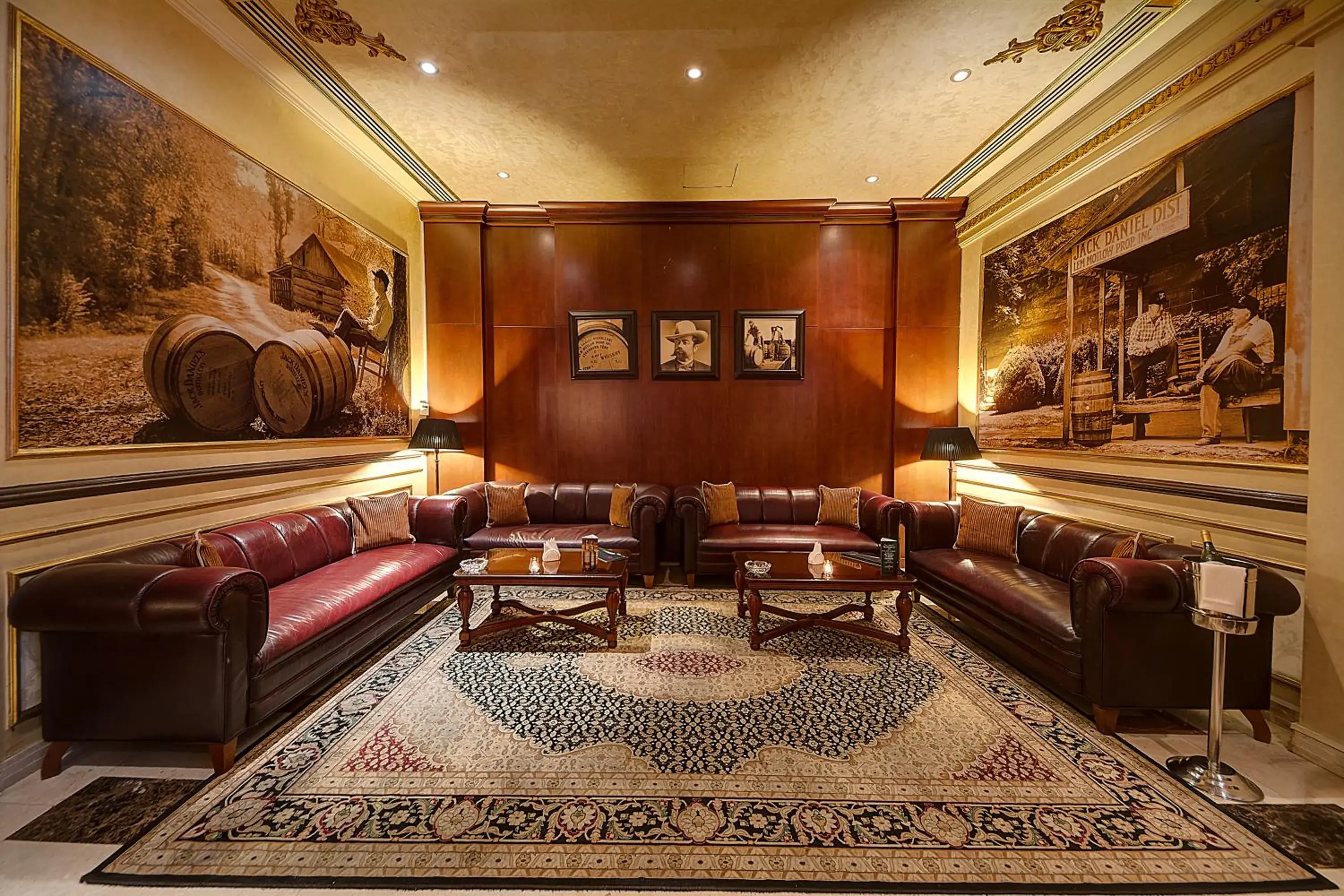 Restaurant/places to eat in Royal Ascot Hotel Restaurant/places to eat in Royal Ascot Hotel