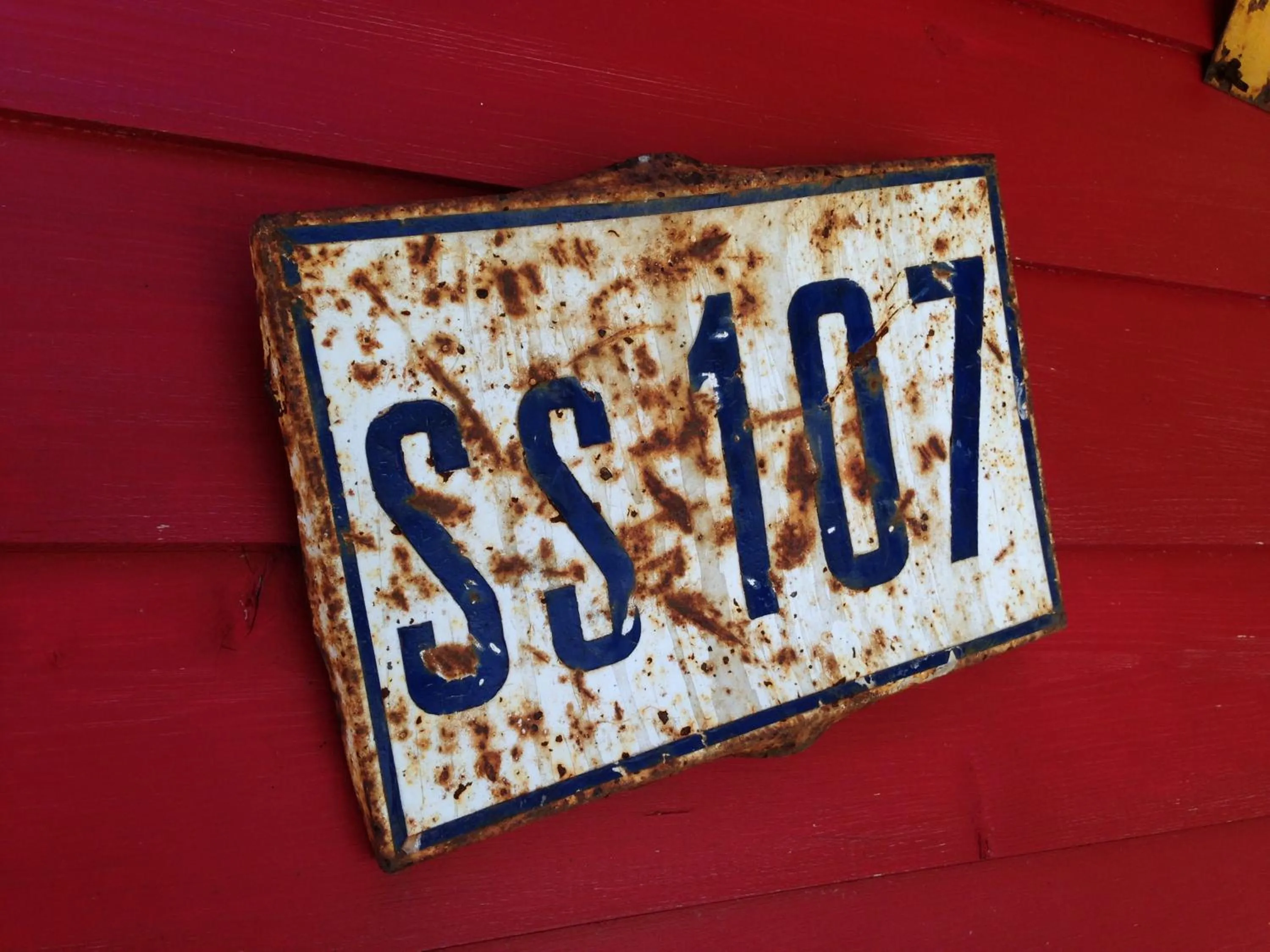 Decorative detail in Rifugio Casello Margherita