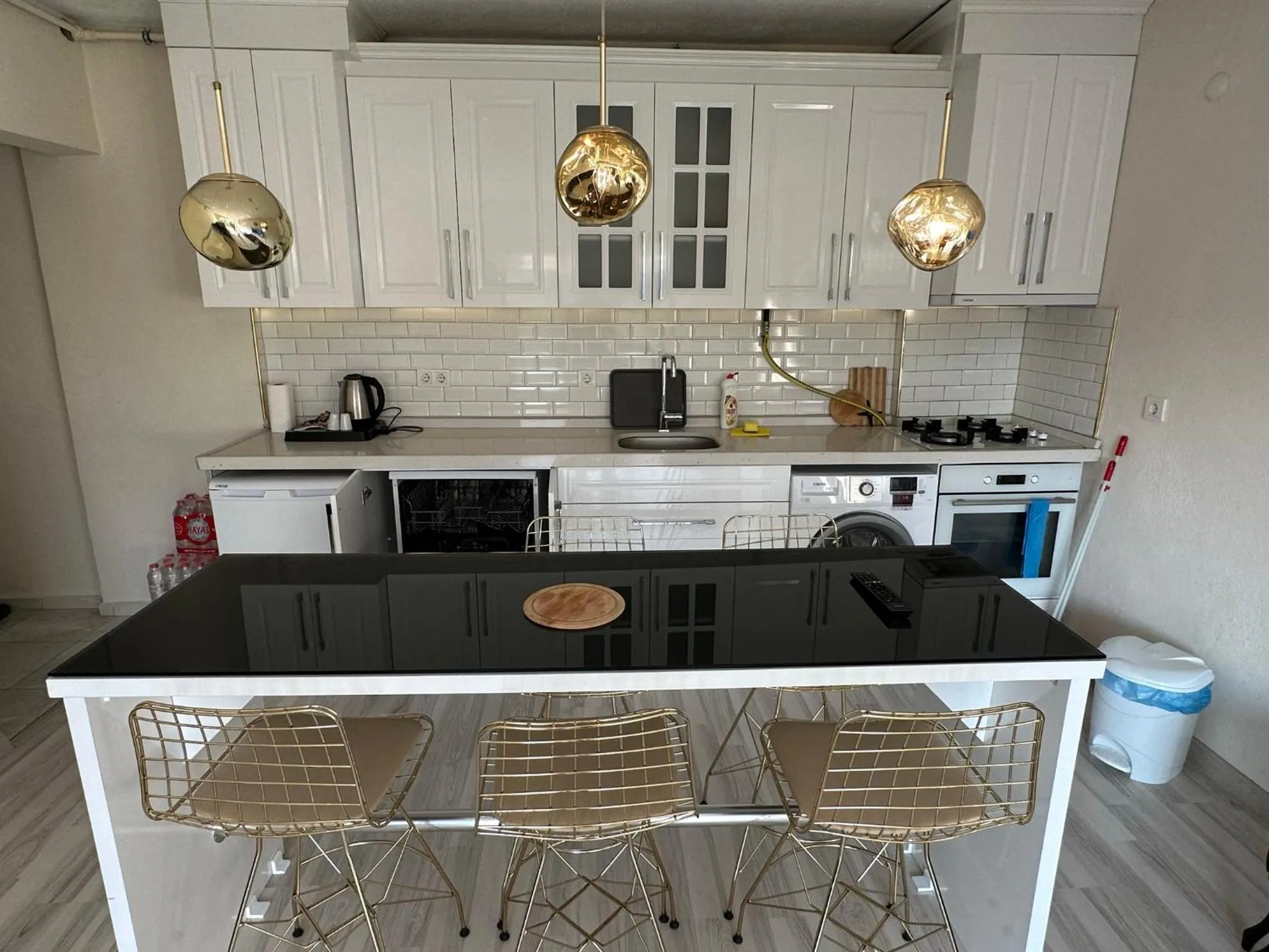 Living room in Golden Hour Apartment بورصة شقة مريحة Bursa Nilufer مَنْظَرٌ جَمِيلٌ