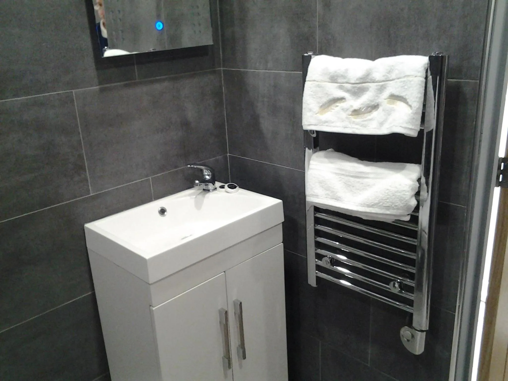 Lady Charlotte Guest rooms triple rooms