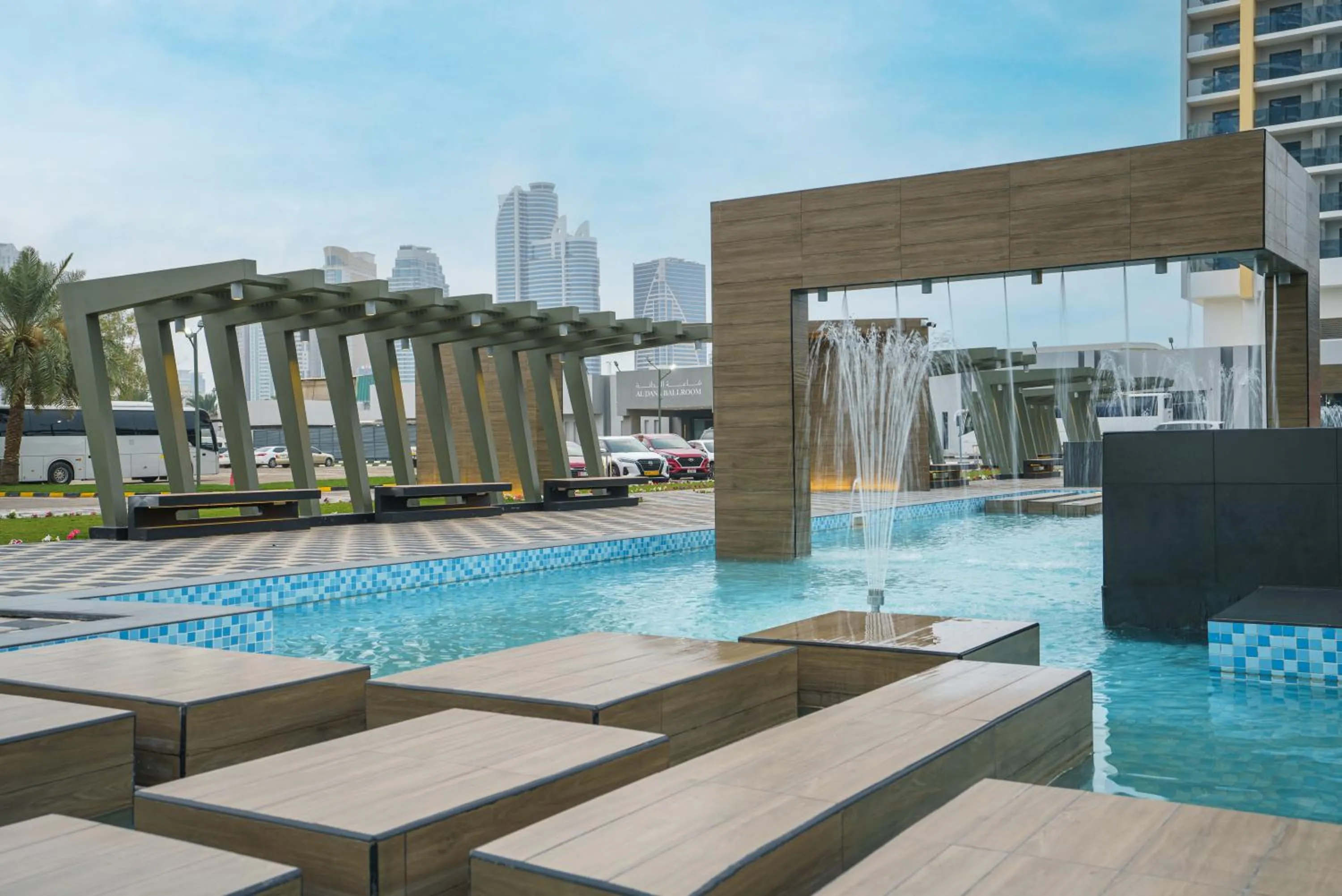 Day in Hotel Holiday International