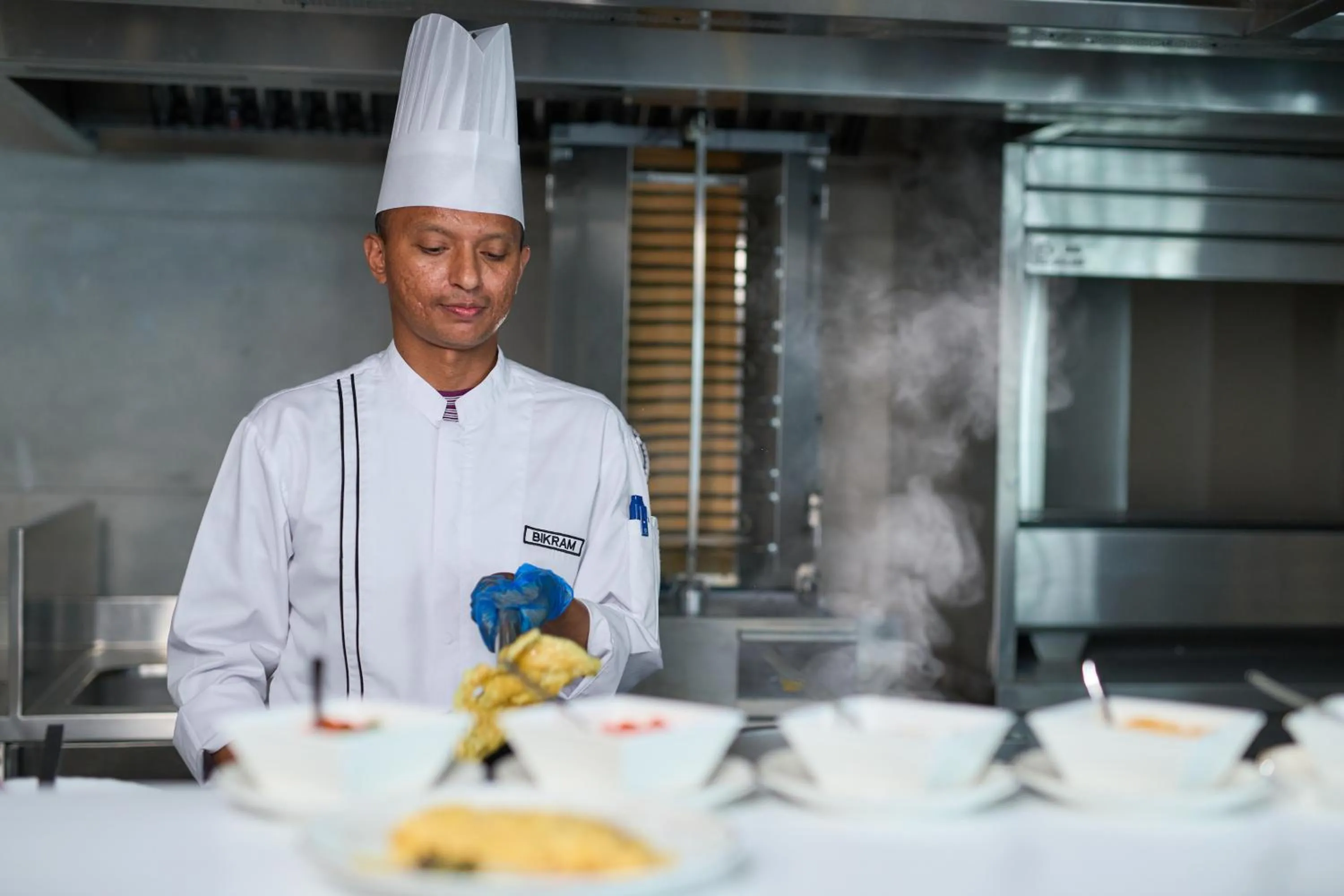 Food in Hotel Holiday International