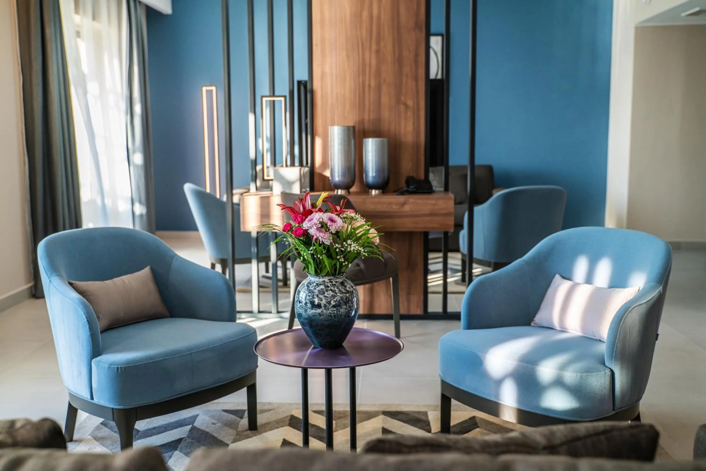 Living room in Hotel Holiday International