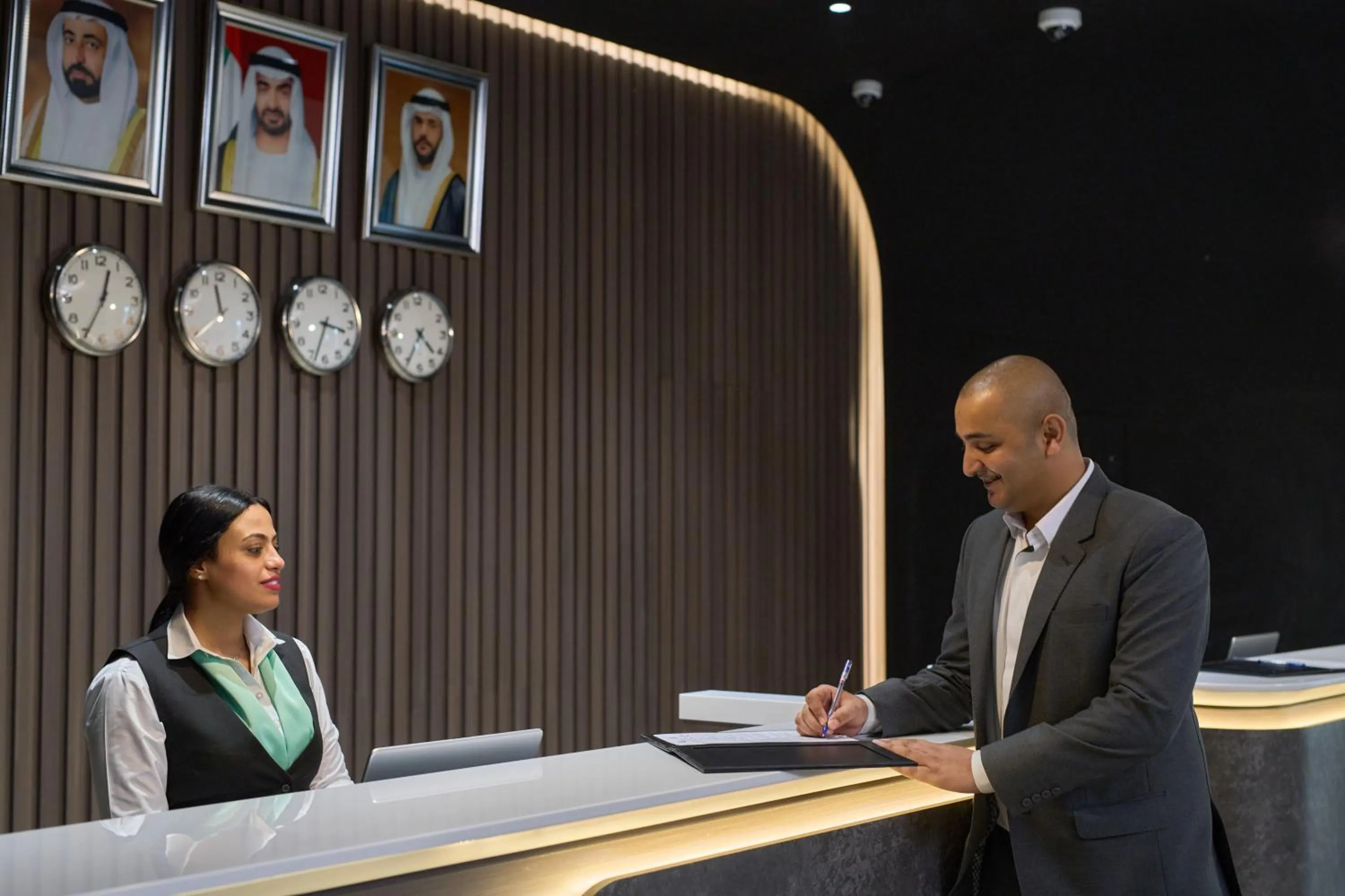 Lobby or reception in Hotel Holiday International