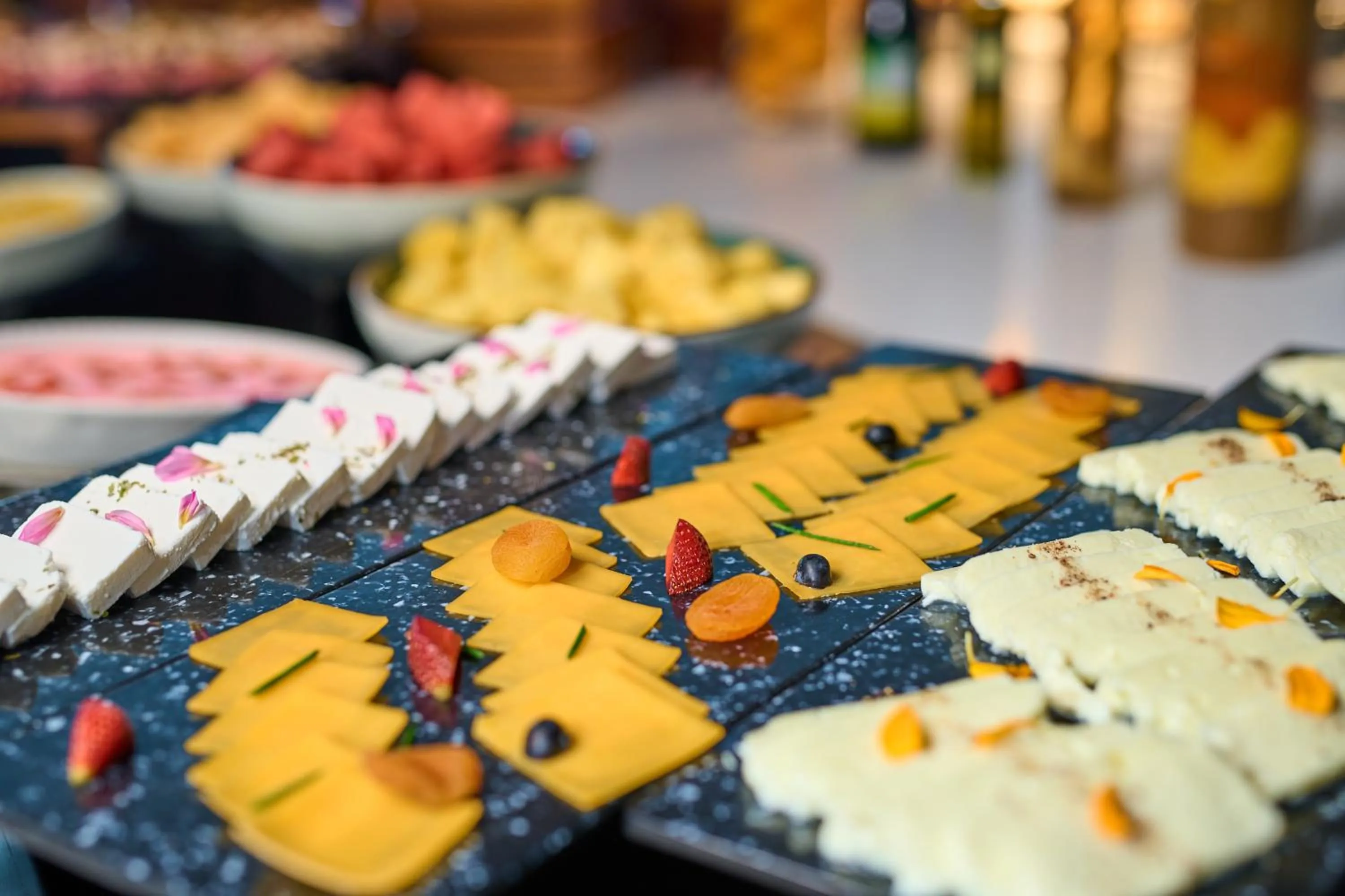 Food in Hotel Holiday International