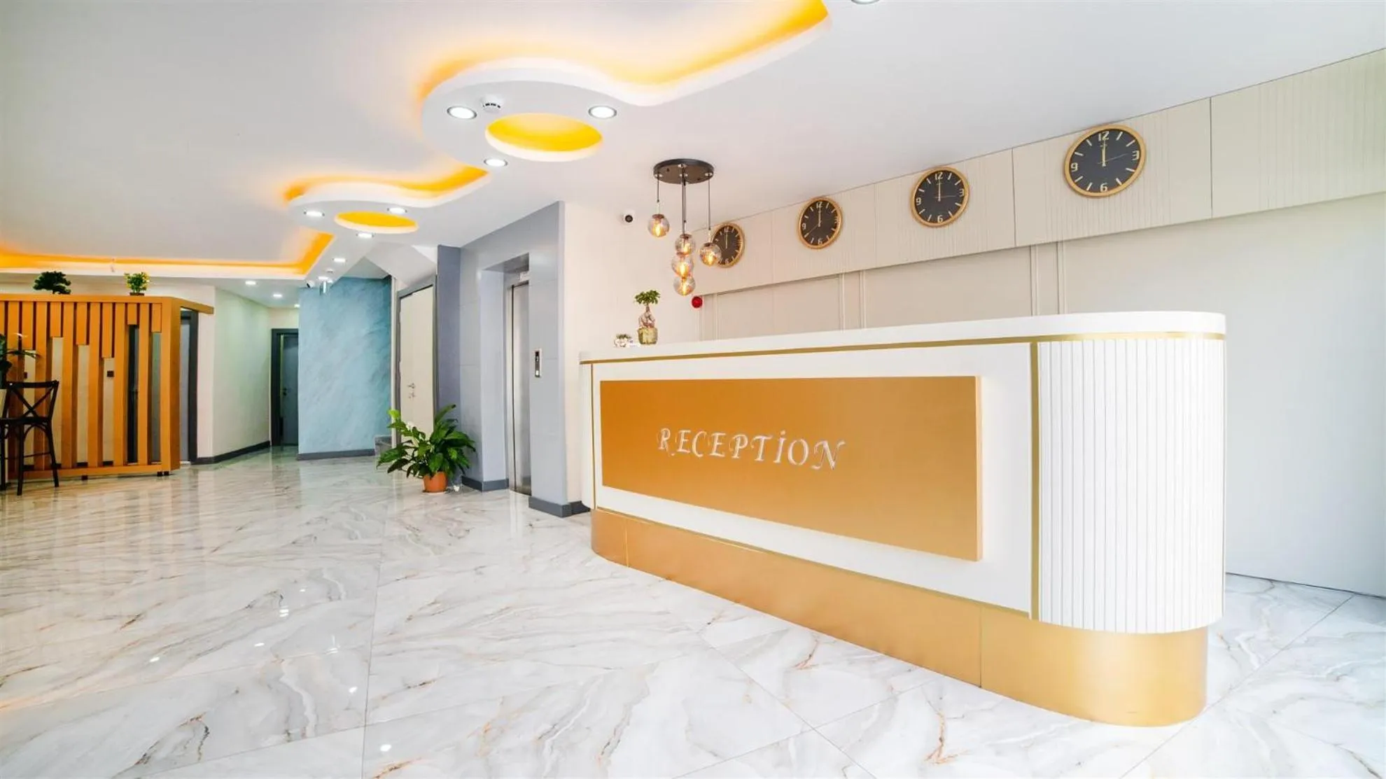 Lobby or reception in Blue Marina Hotel & Spa