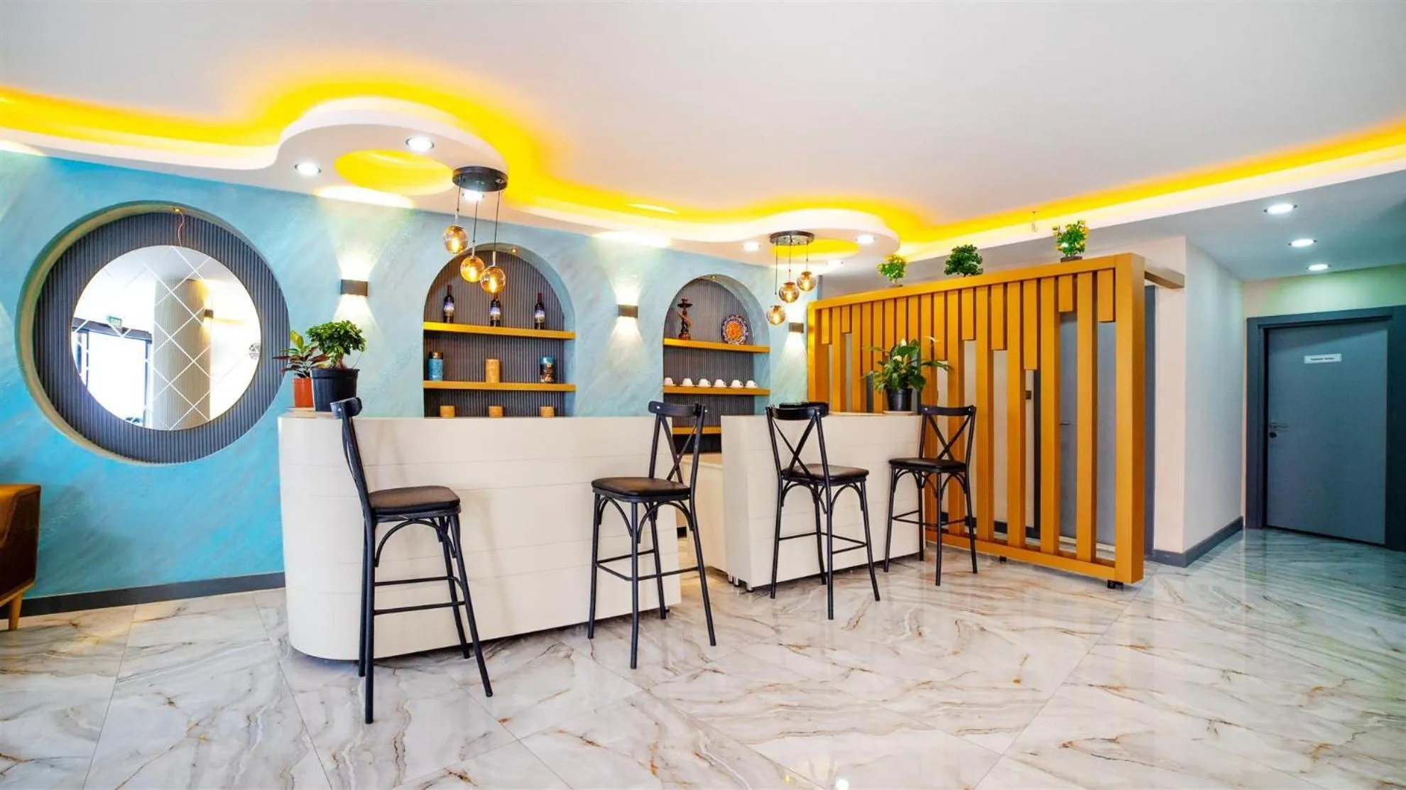 Lounge or bar in Blue Marina Hotel & Spa