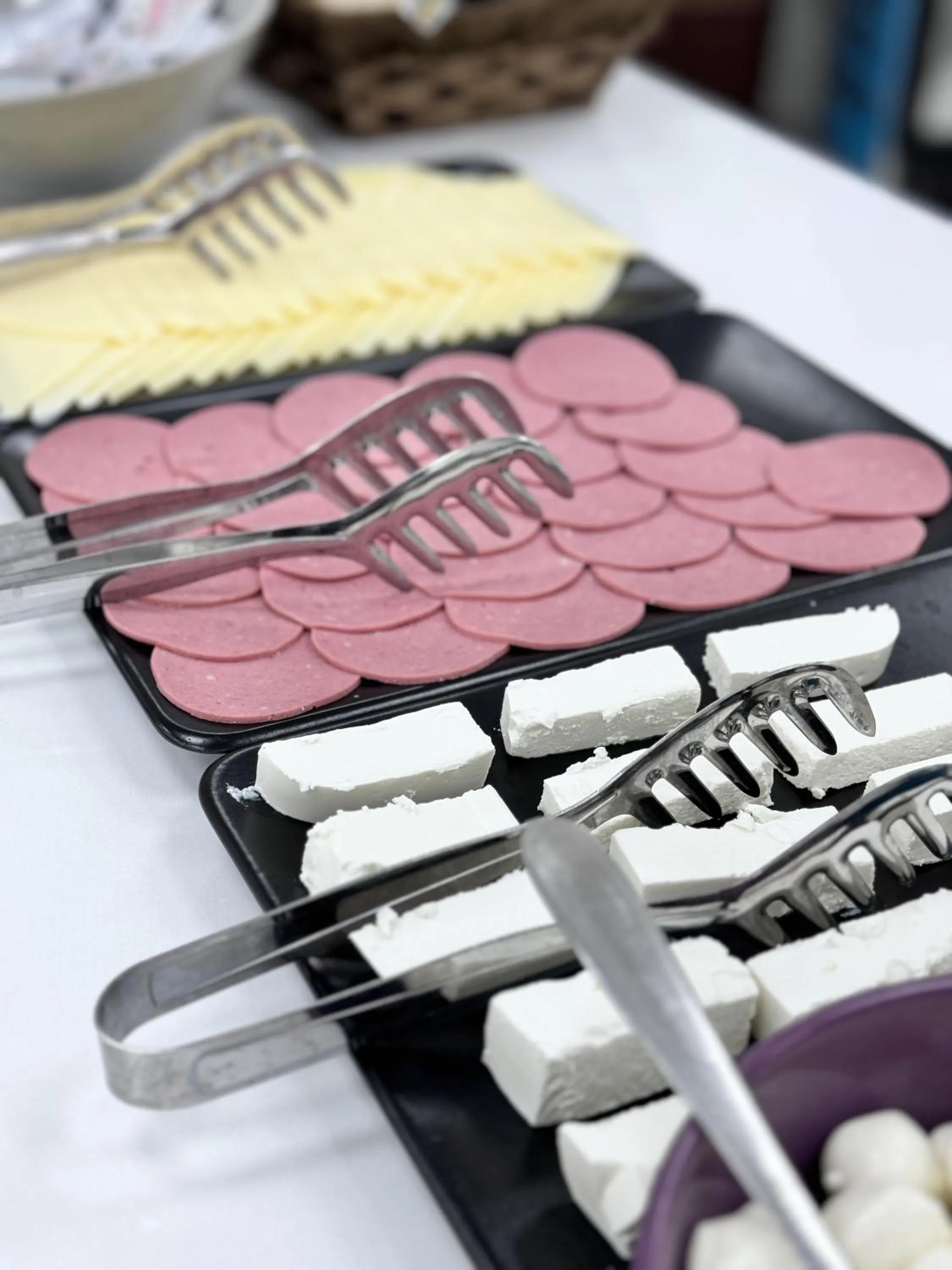 Restaurant/places to eat in Blue Marina Hotel & Spa