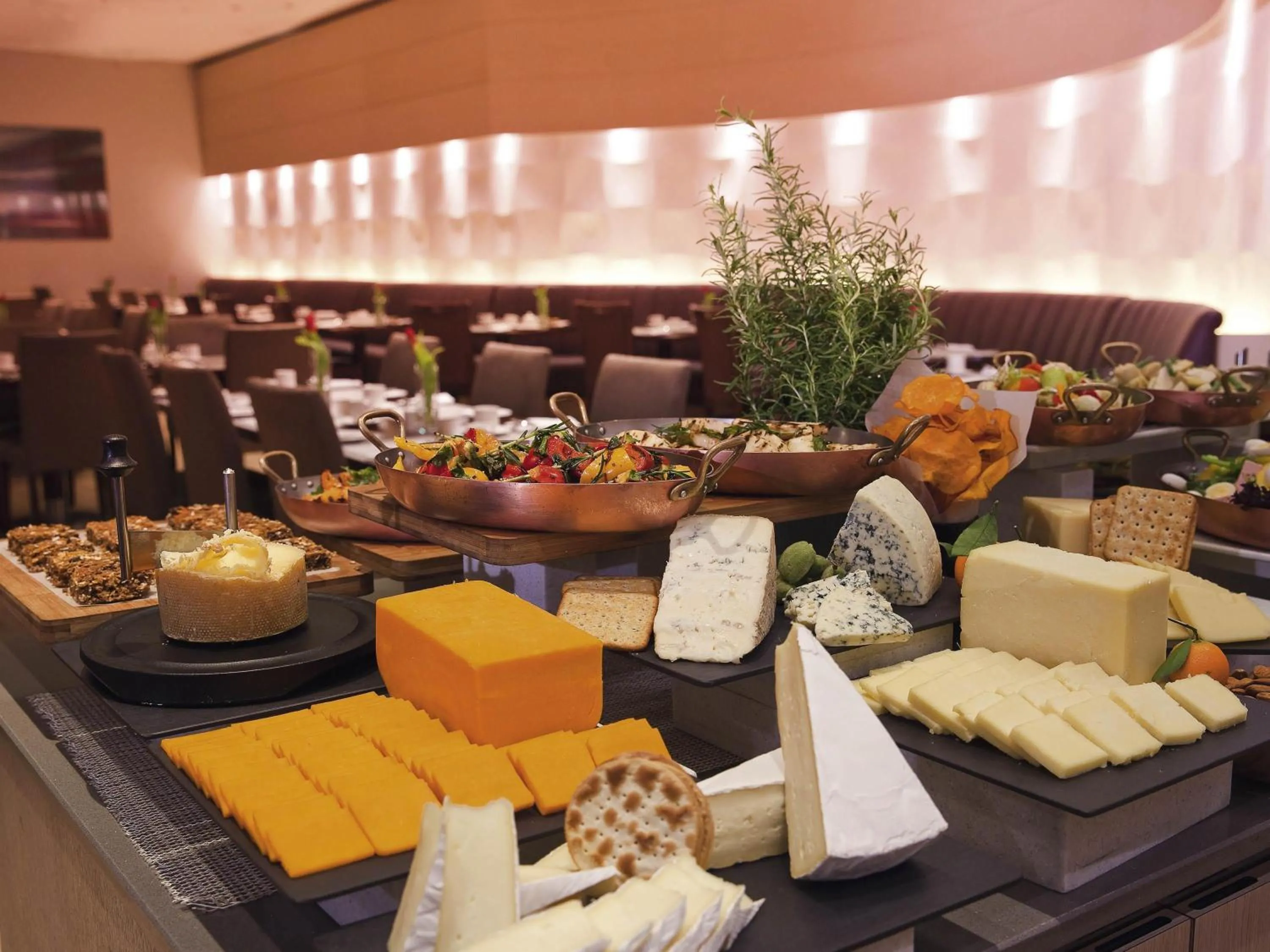 Breakfast in Mövenpick Hotel & Apartments Bur Dubai