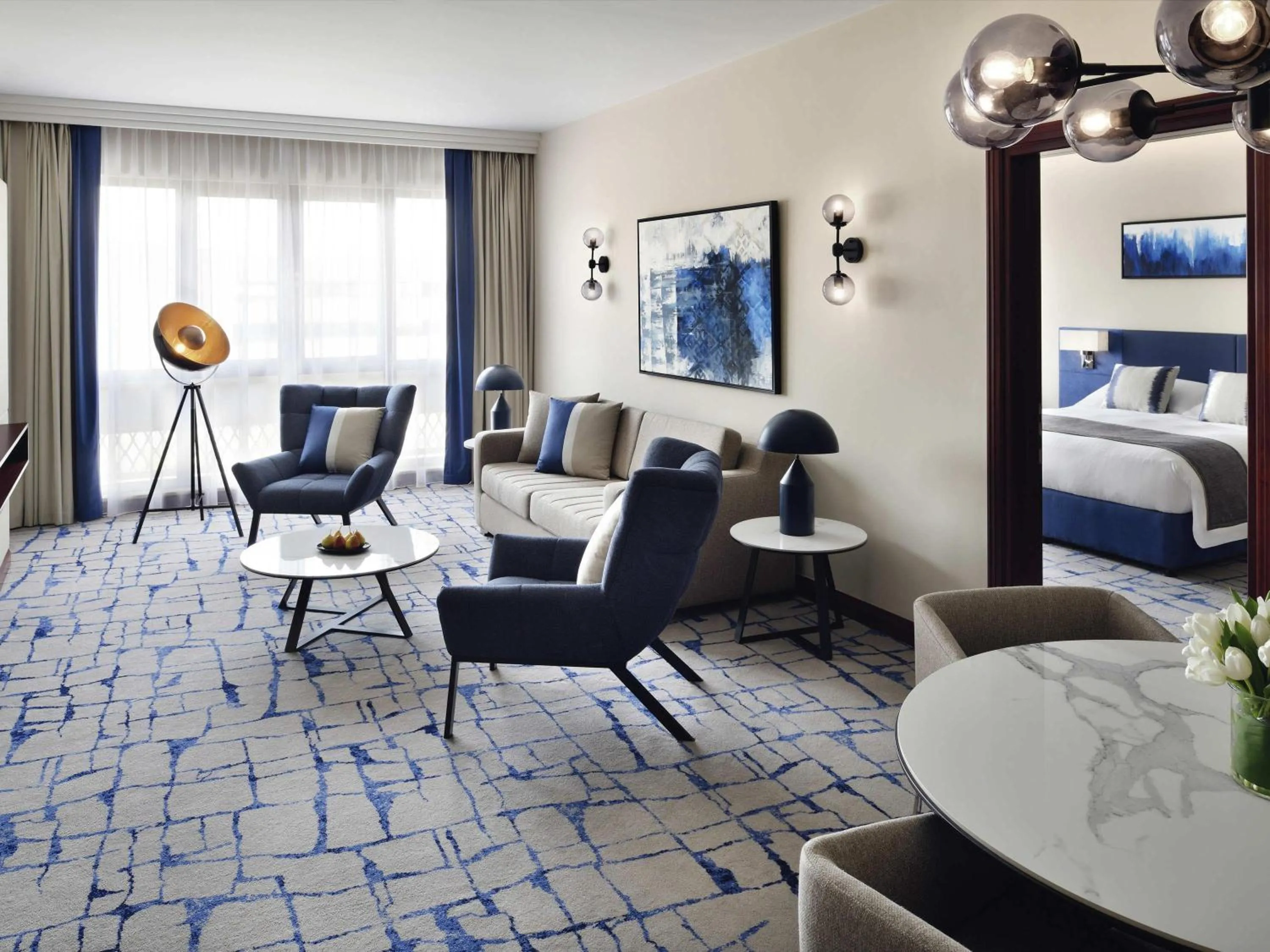 Bedroom, Bed in Mövenpick Hotel & Apartments Bur Dubai