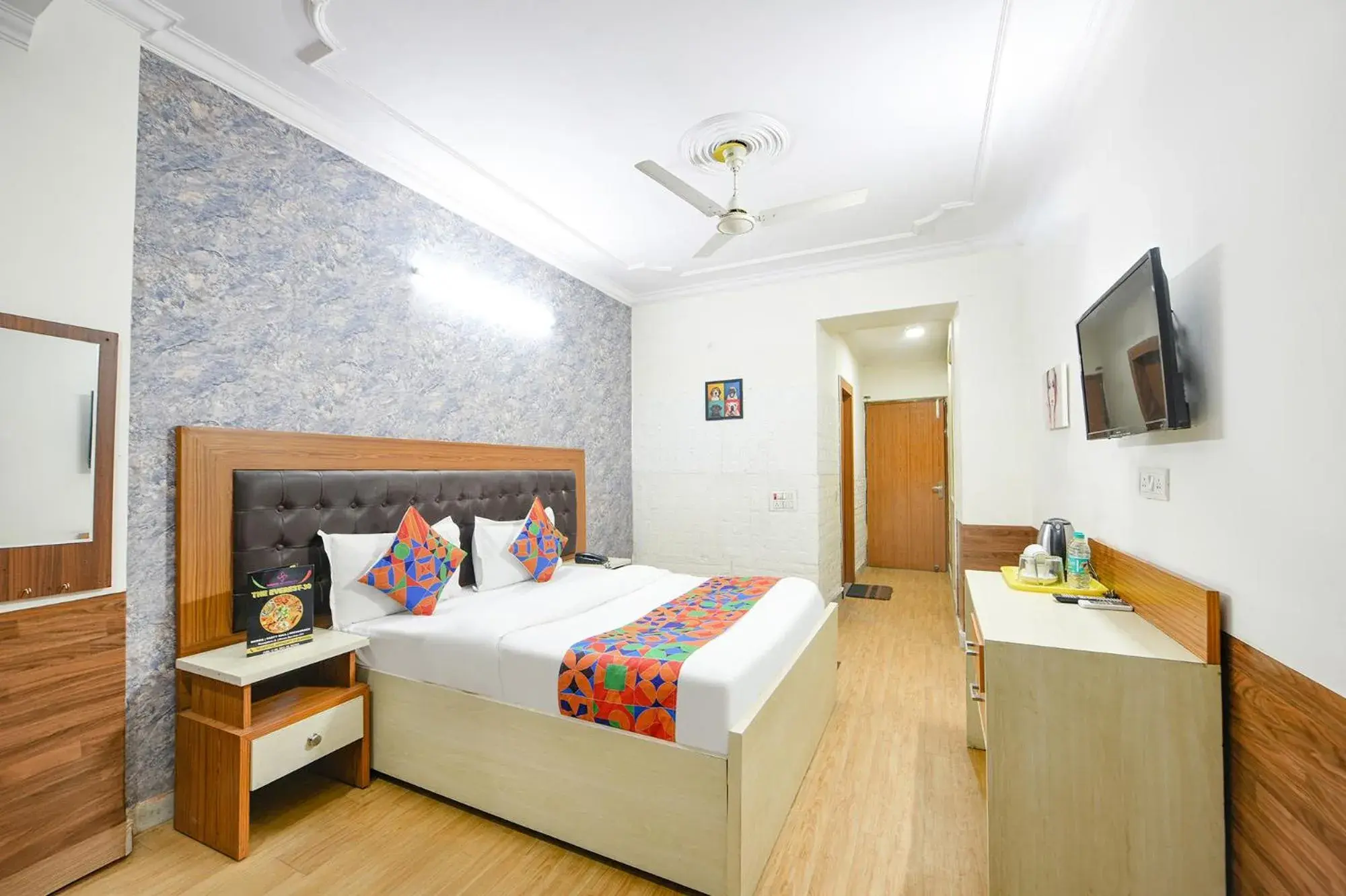 Deluxe Room - single occupancy in FabHotel Prime Praathana Deluxe Room - single occupancy in FabHotel Prime Praathana