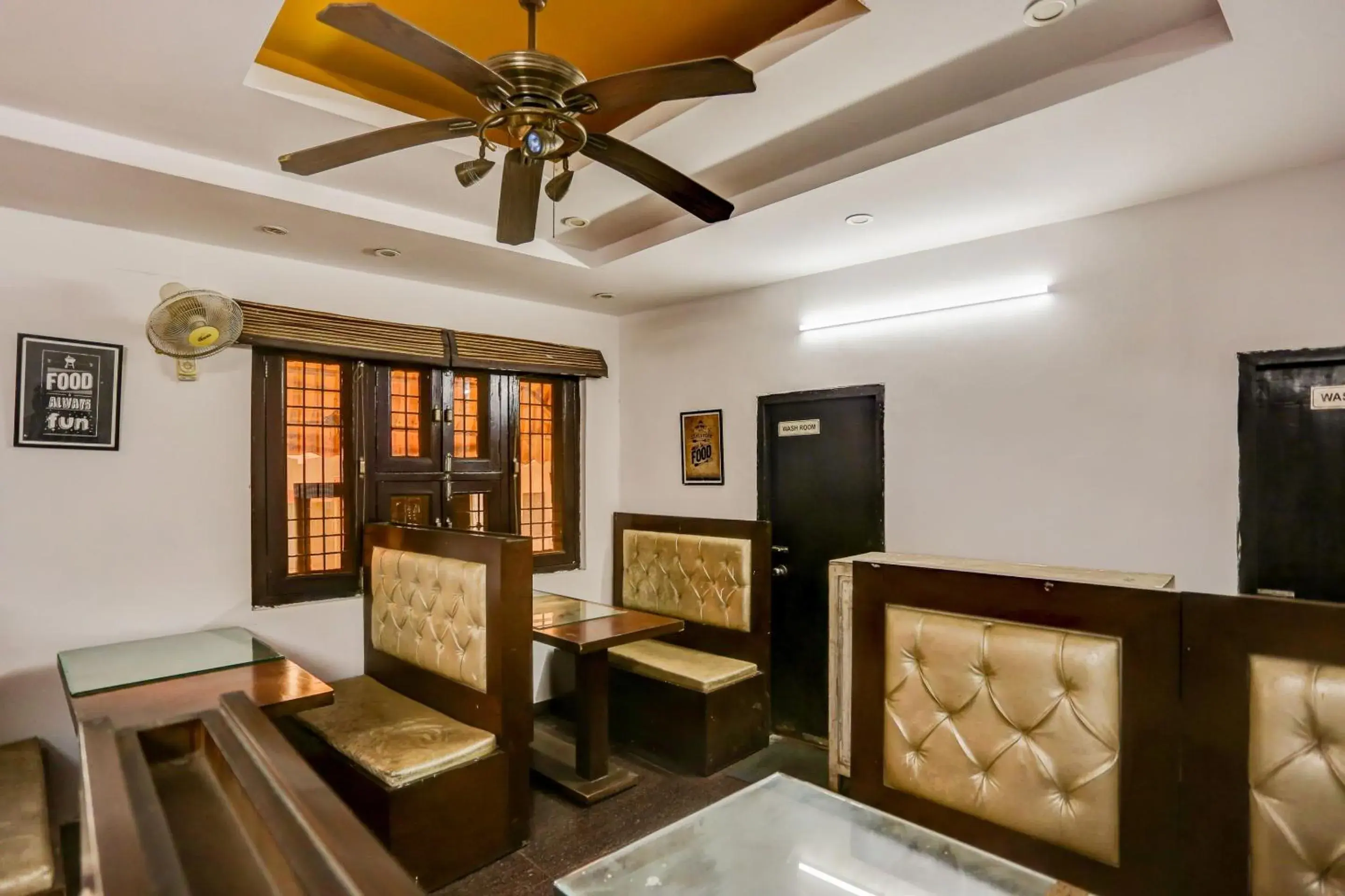 Lobby or reception in Hotel O Ashish Residency Lobby or reception in Hotel O Ashish Residency