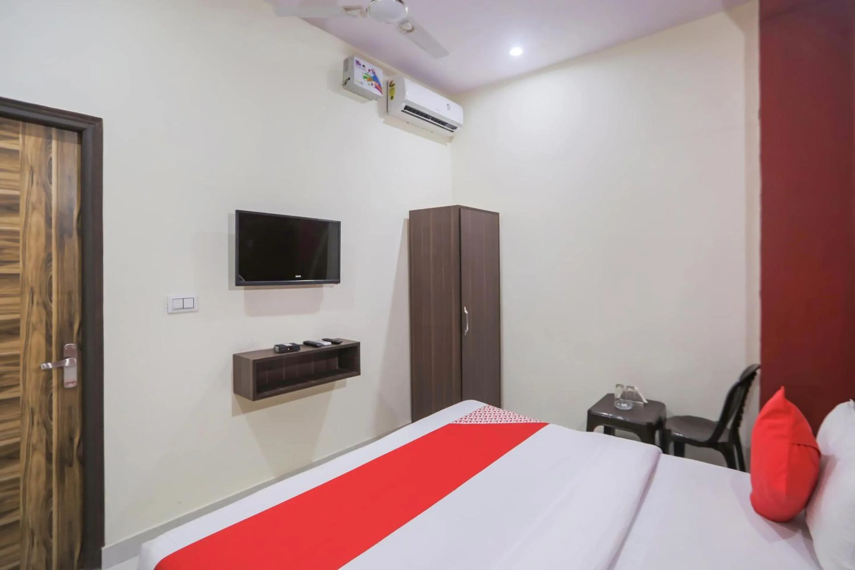 Bedroom, Bed in Hotel O Sewa Residency