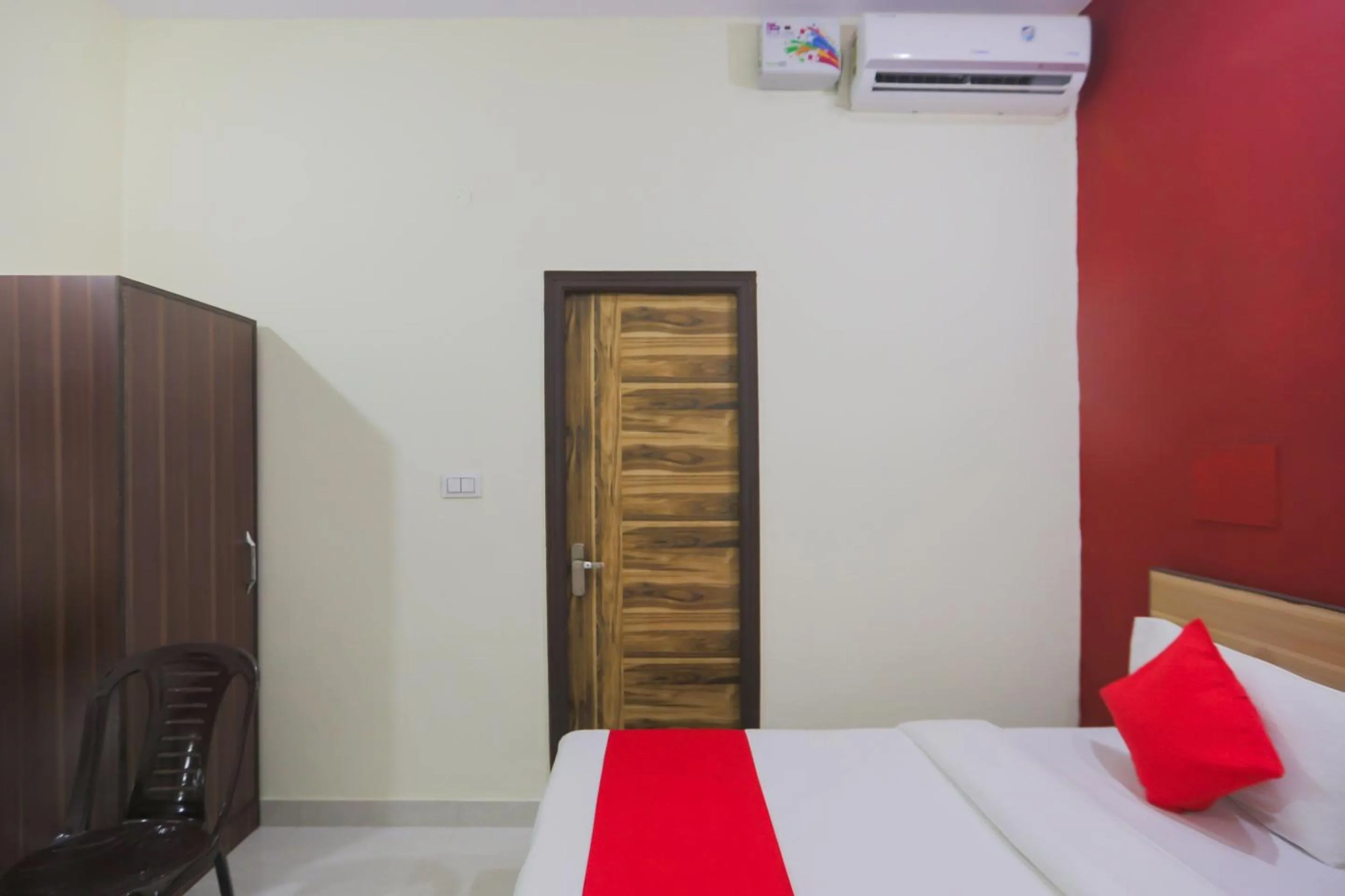 Bedroom, Bed in Hotel O Sewa Residency