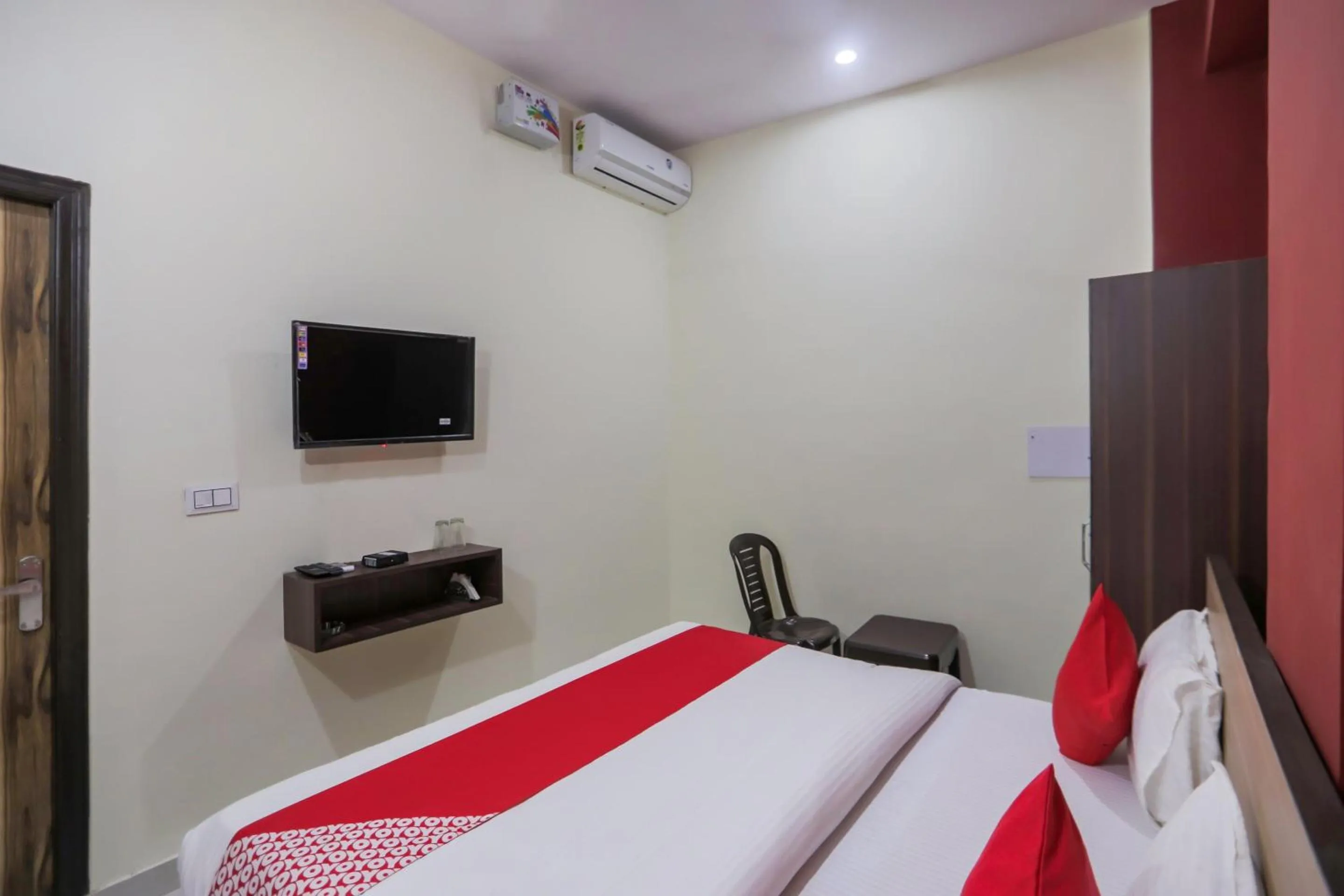 Bedroom, Bed in Hotel O Sewa Residency