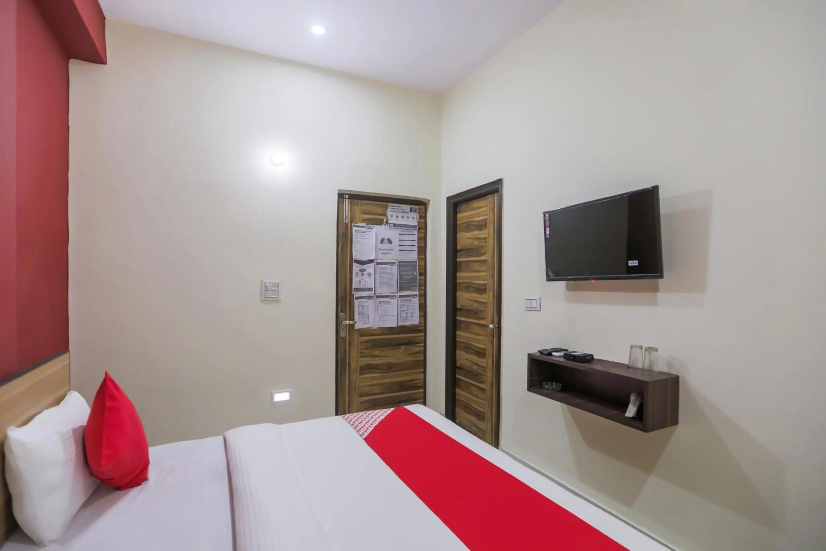 Bedroom, Bed in Hotel O Sewa Residency