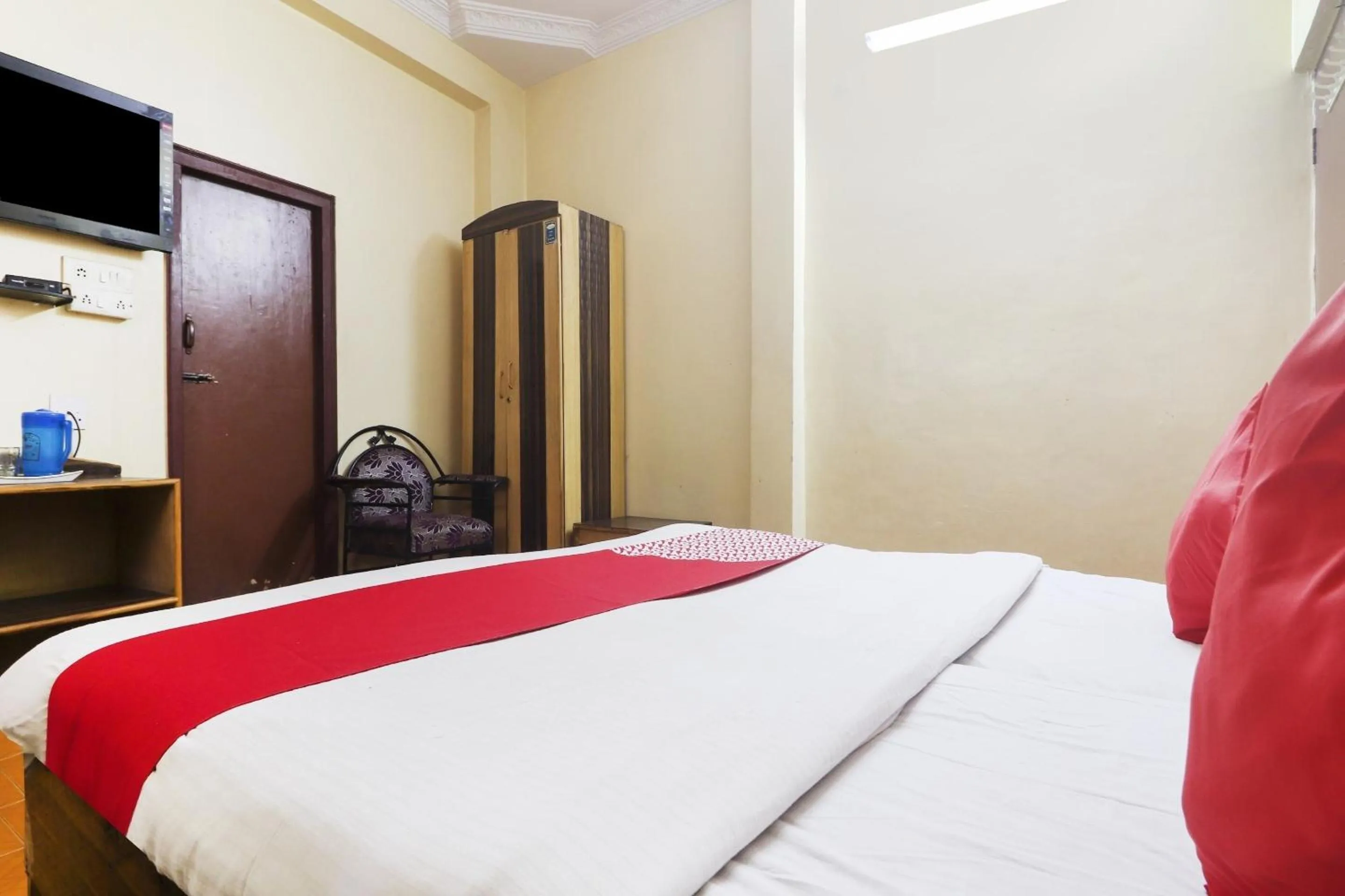 Bedroom, Bed in Hotel O Aadaab