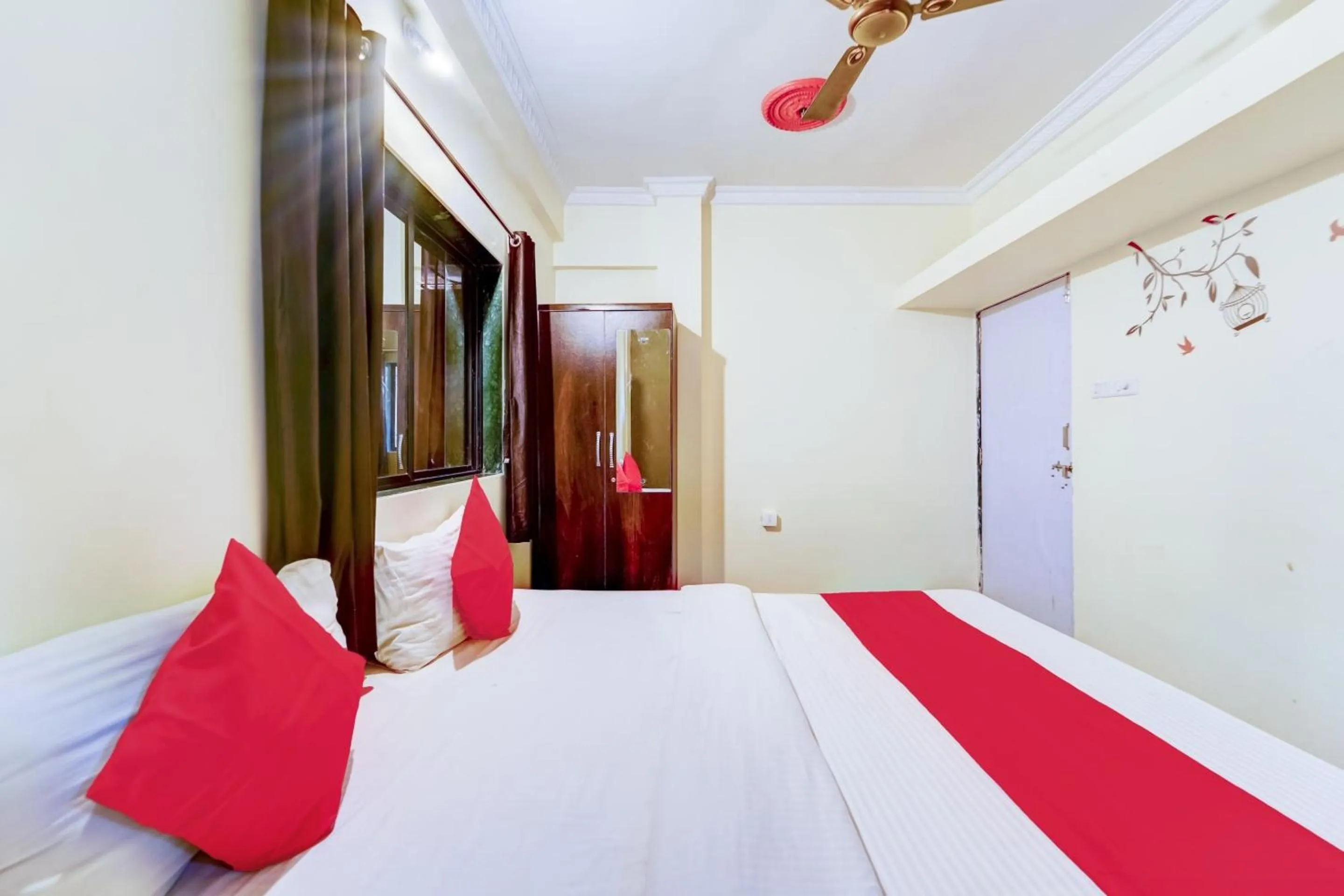 Bedroom, Bed in Hotel O Sai Residenci