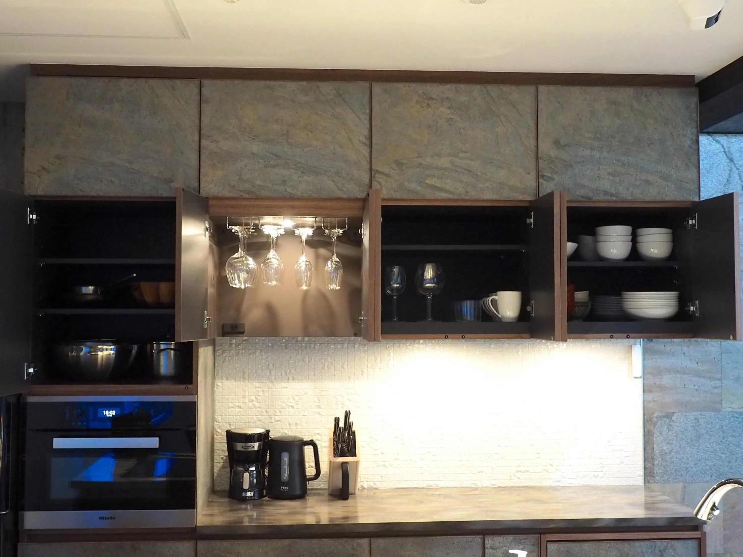 Kitchen or kitchenette in Pres de La Mer