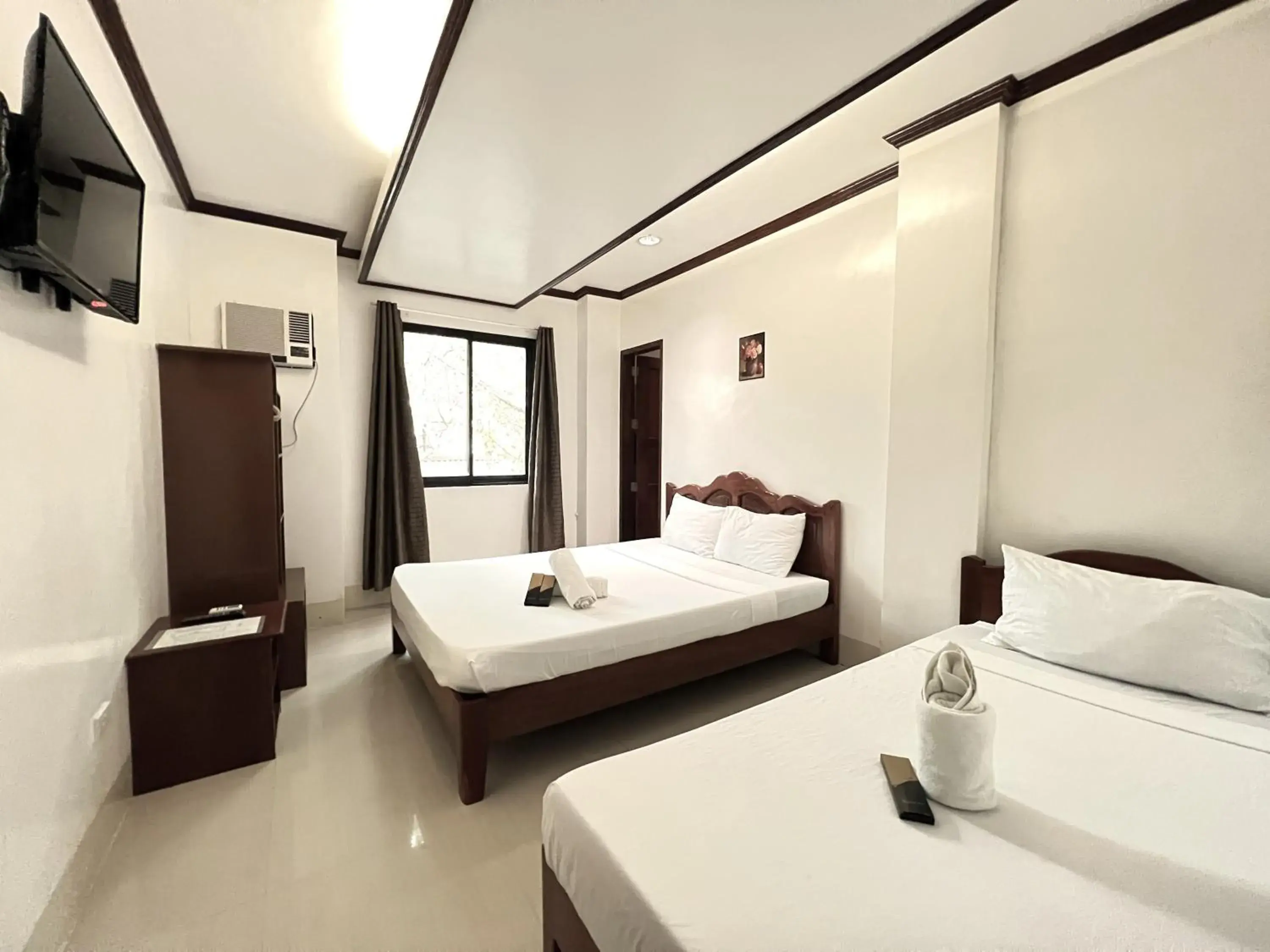 Superior Triple Room in Alocasia Inn - El Nido Superior Triple Room in Alocasia Inn - El Nido