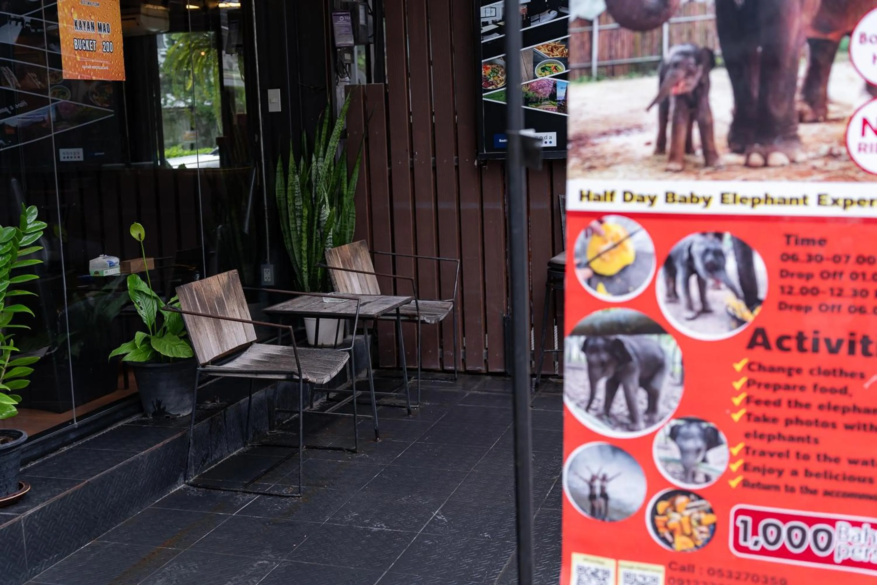 Facade/entrance in KAYAN Hostel