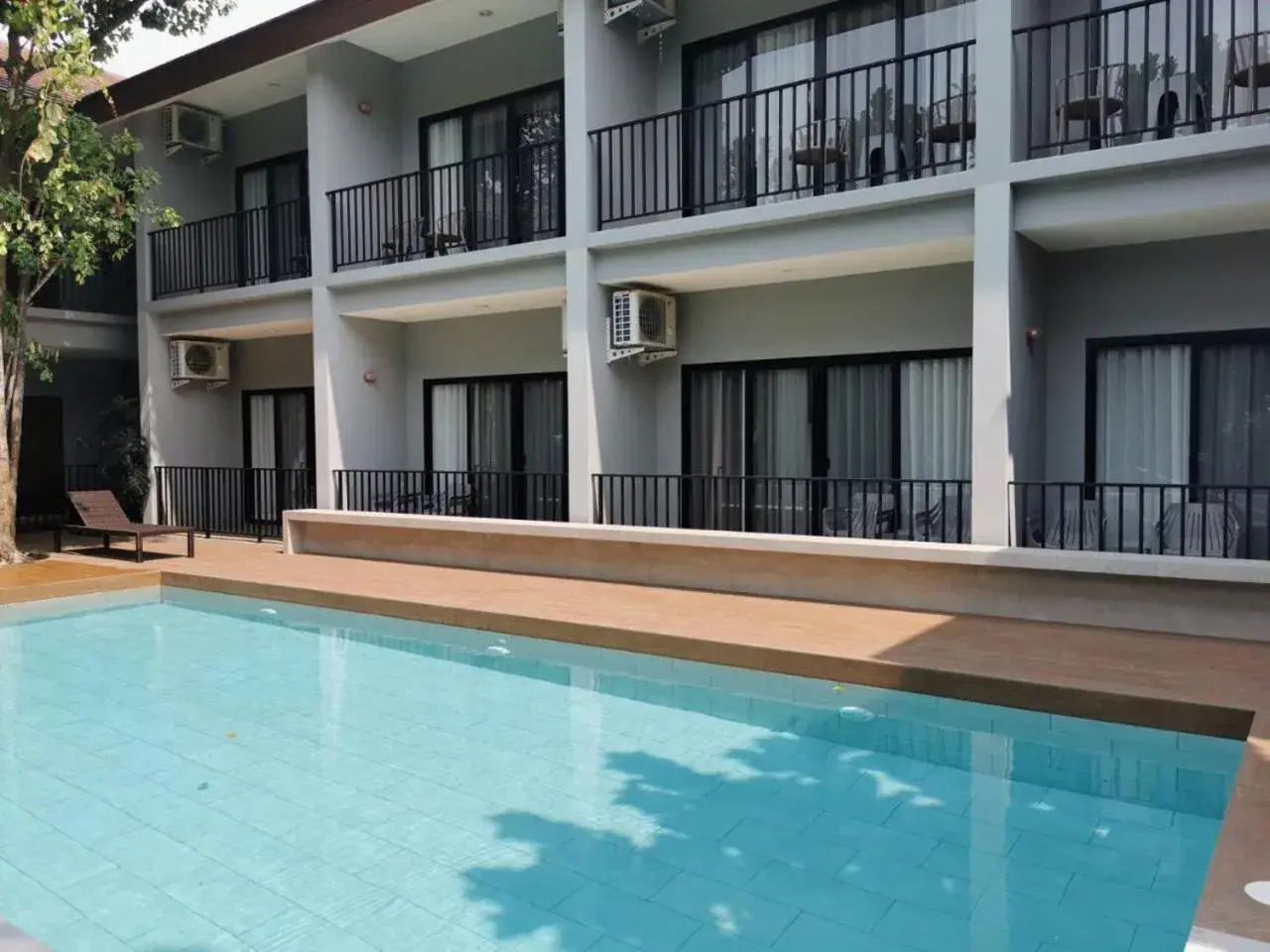 Pool view in JINGLE JUNGLE RESORT KHAOYAI Pool view in JINGLE JUNGLE RESORT KHAOYAI