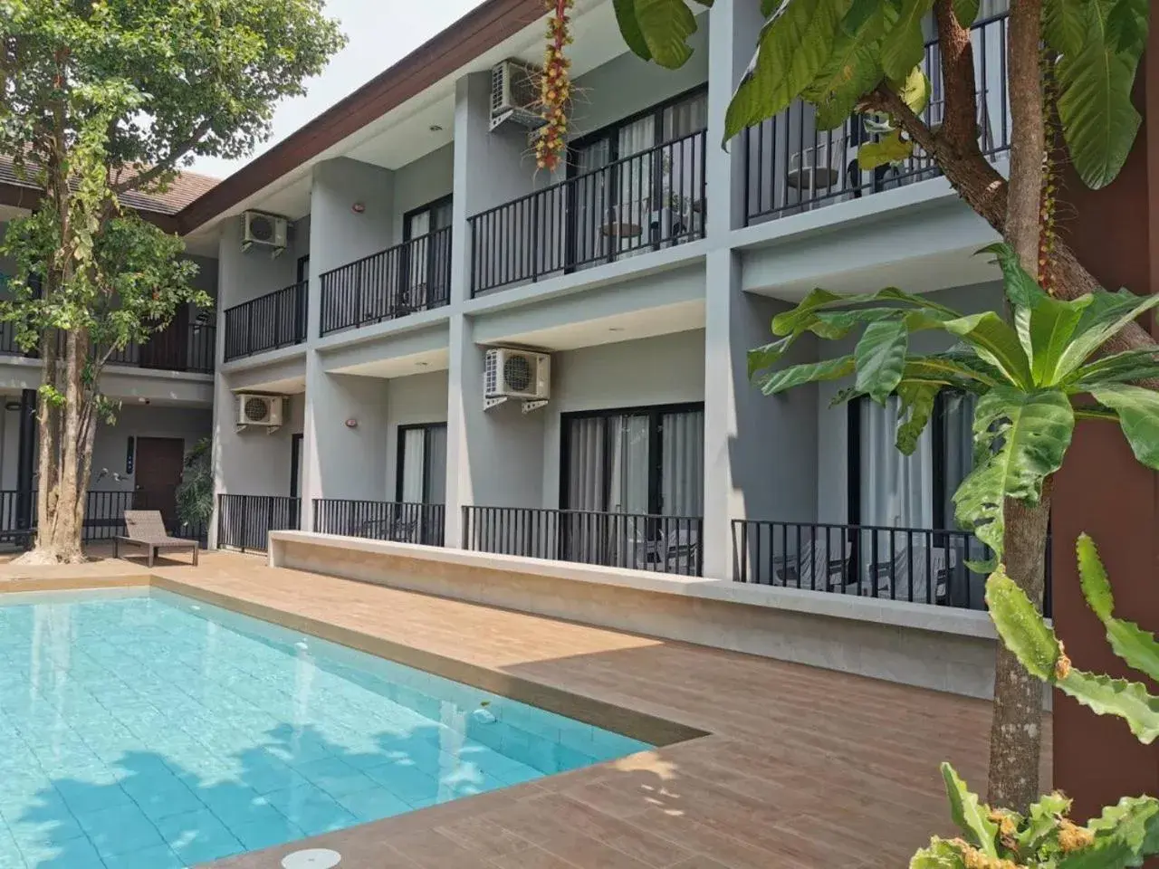 Pool view in JINGLE JUNGLE RESORT KHAOYAI Pool view in JINGLE JUNGLE RESORT KHAOYAI