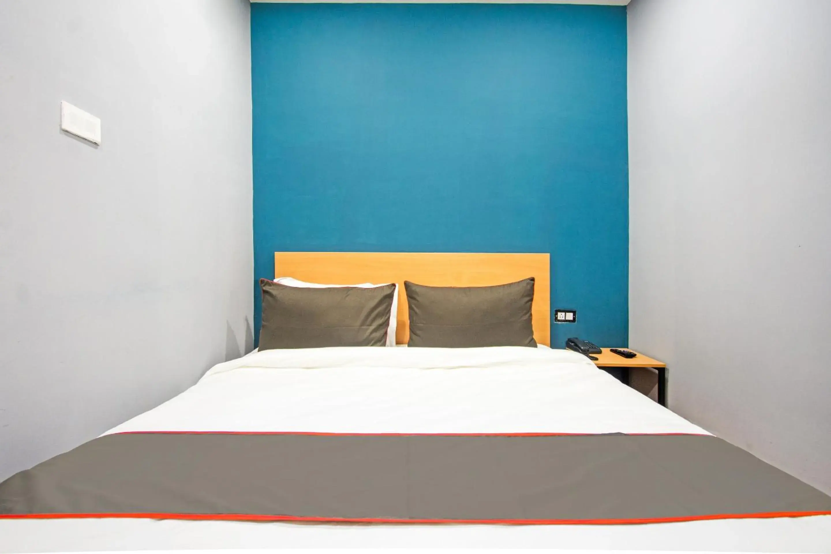 Bedroom, Bed in Collection O Sayhallo Hillside Magnum Bedroom, Bed in Collection O Sayhallo Hillside Magnum