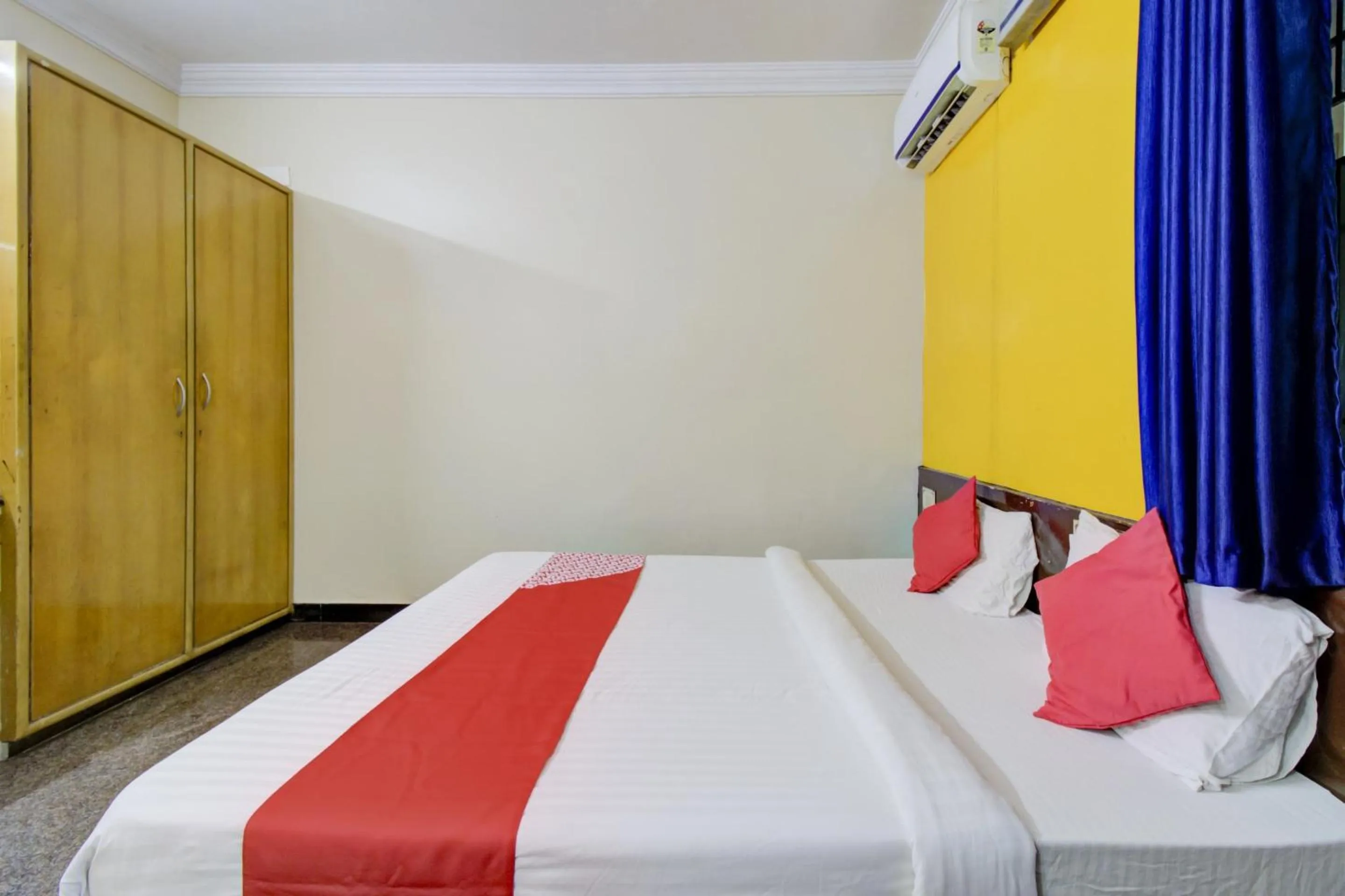 Bedroom in Hotel O Vijay Residency