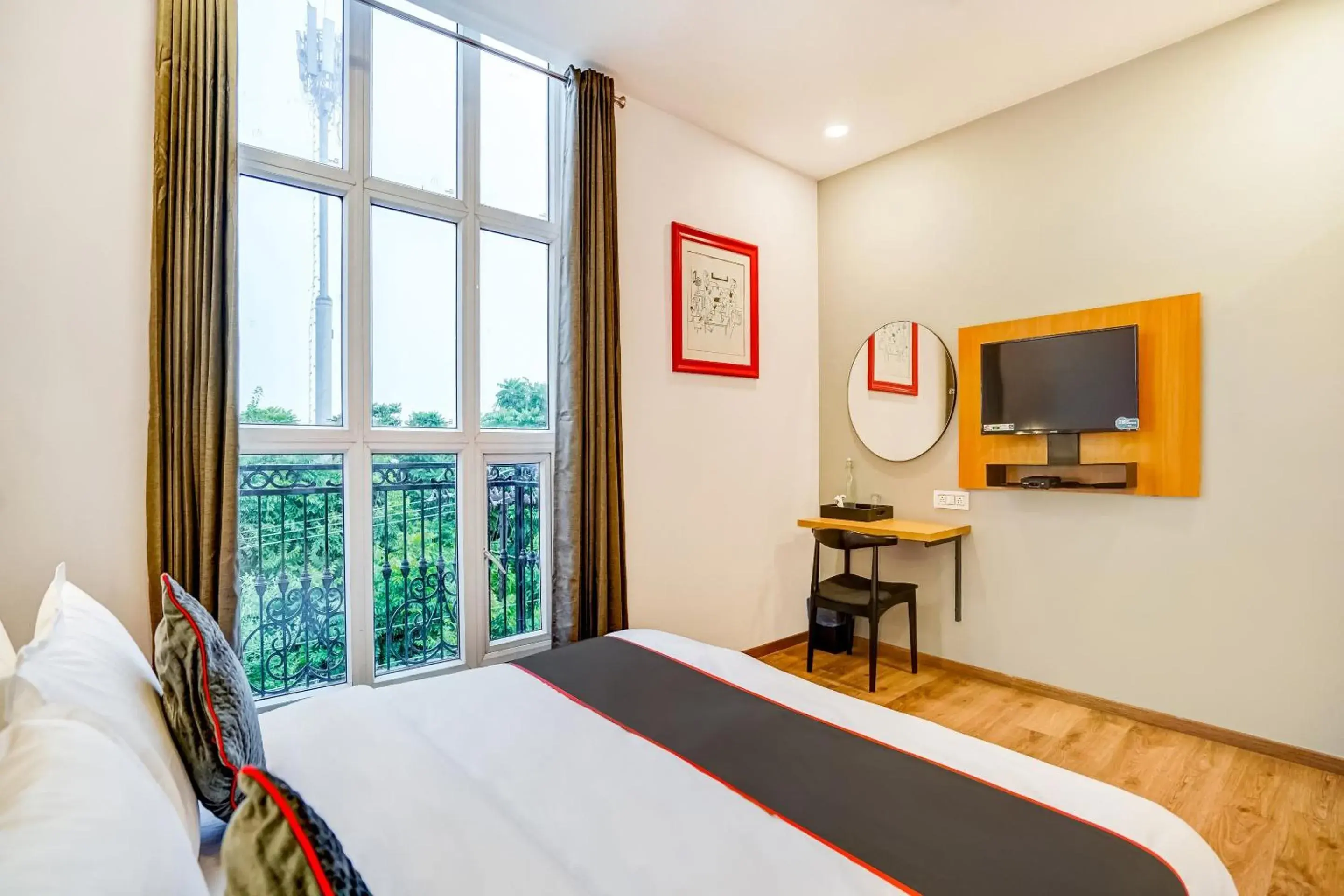 Facade/entrance, Bed in Super Townhouse Sector 19 Fun Republic Mall Indiranagar Facade/entrance, Bed in Super Townhouse Sector 19 Fun Republic Mall Indiranagar