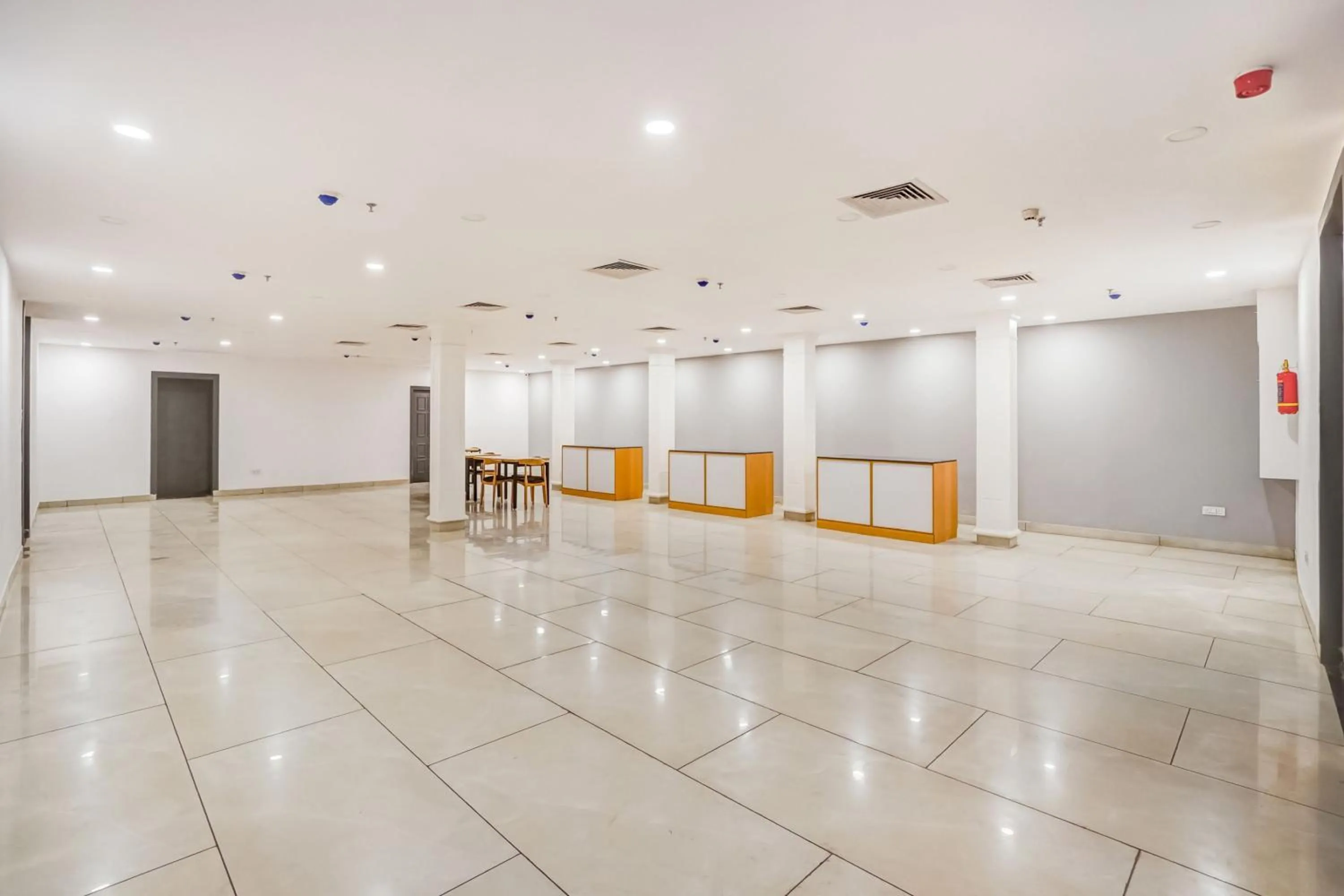 Facade/entrance in Super Townhouse Sector 19 Fun Republic Mall Indiranagar