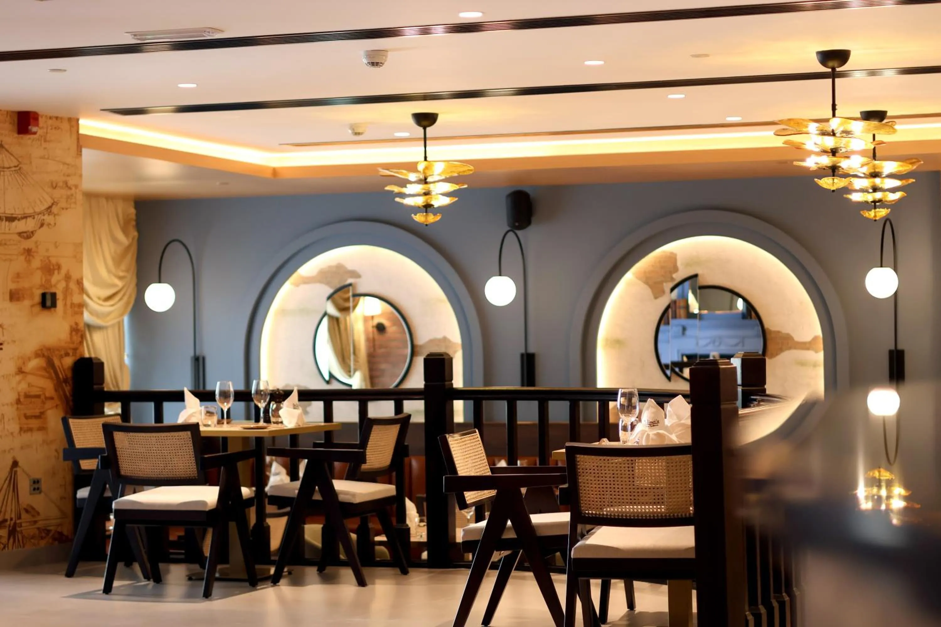 Restaurant/places to eat in Millennium Airport Hotel Dubai