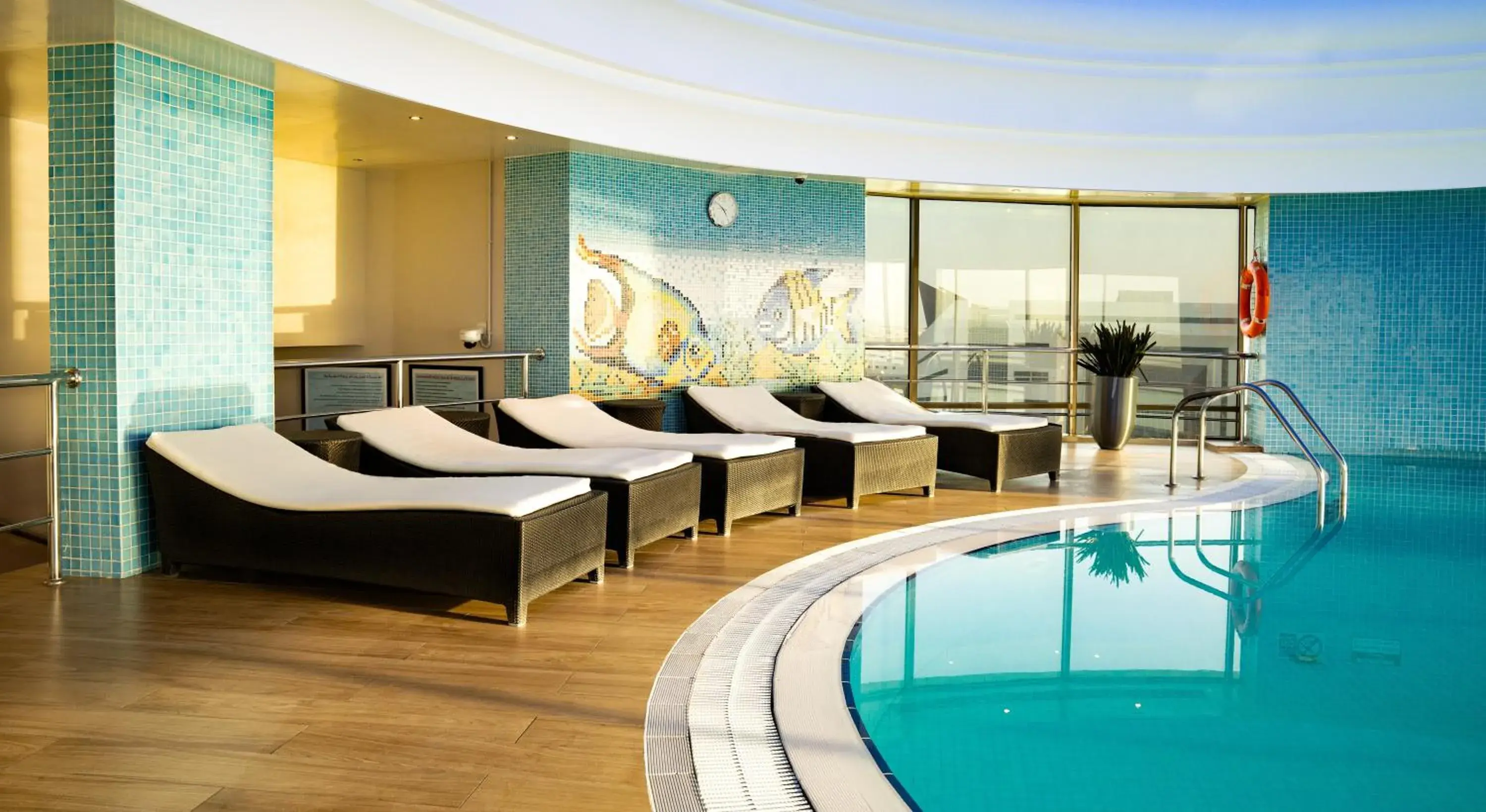 Swimming pool in Millennium Hotel Doha Swimming pool in Millennium Hotel Doha