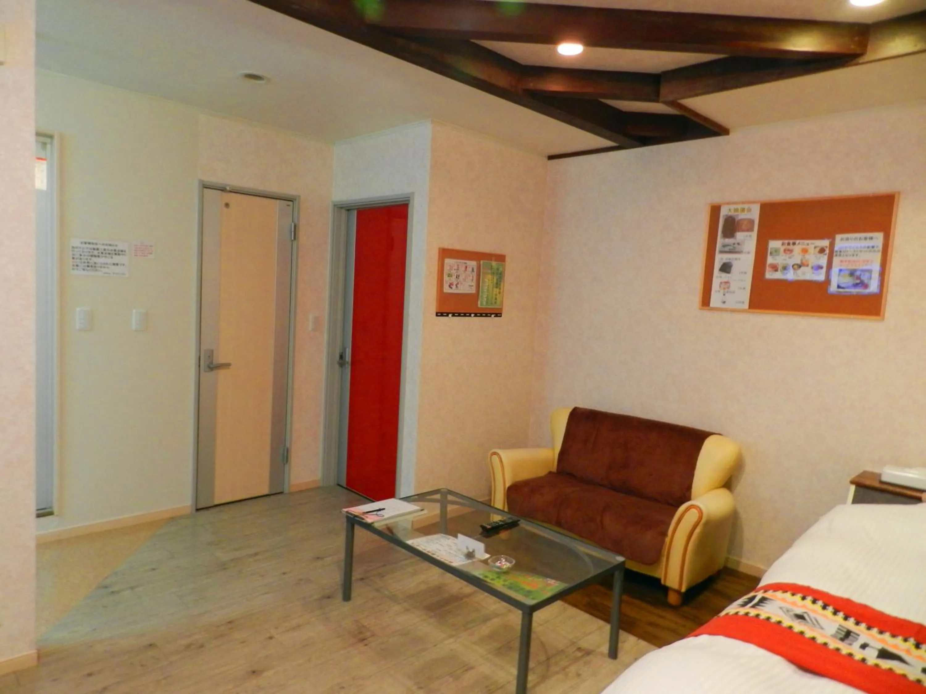 Living room, Bed in Hotel Mariage Tsukuba