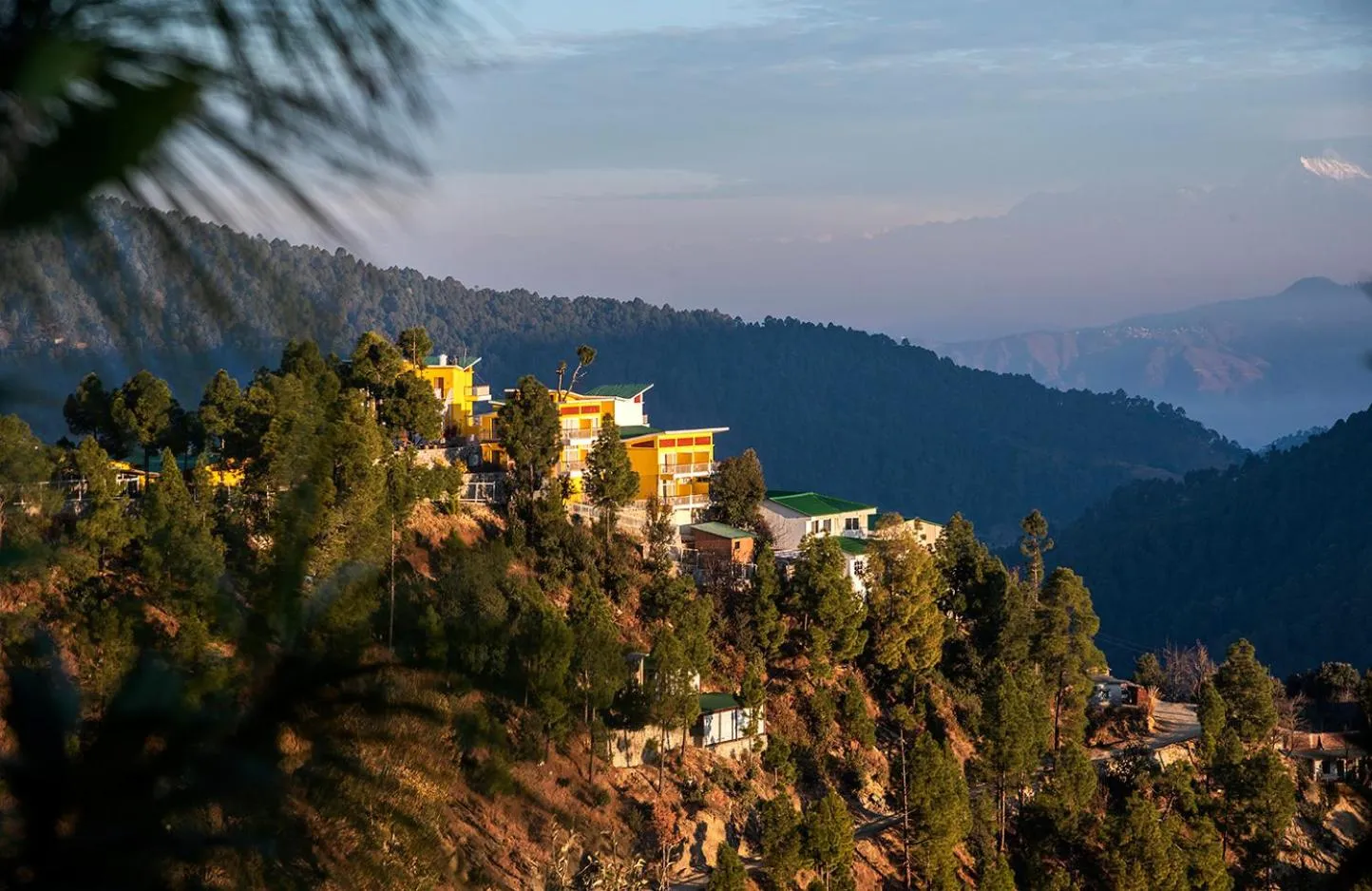 Mountain view in juSTa Mukteshwar Retreat & Spa