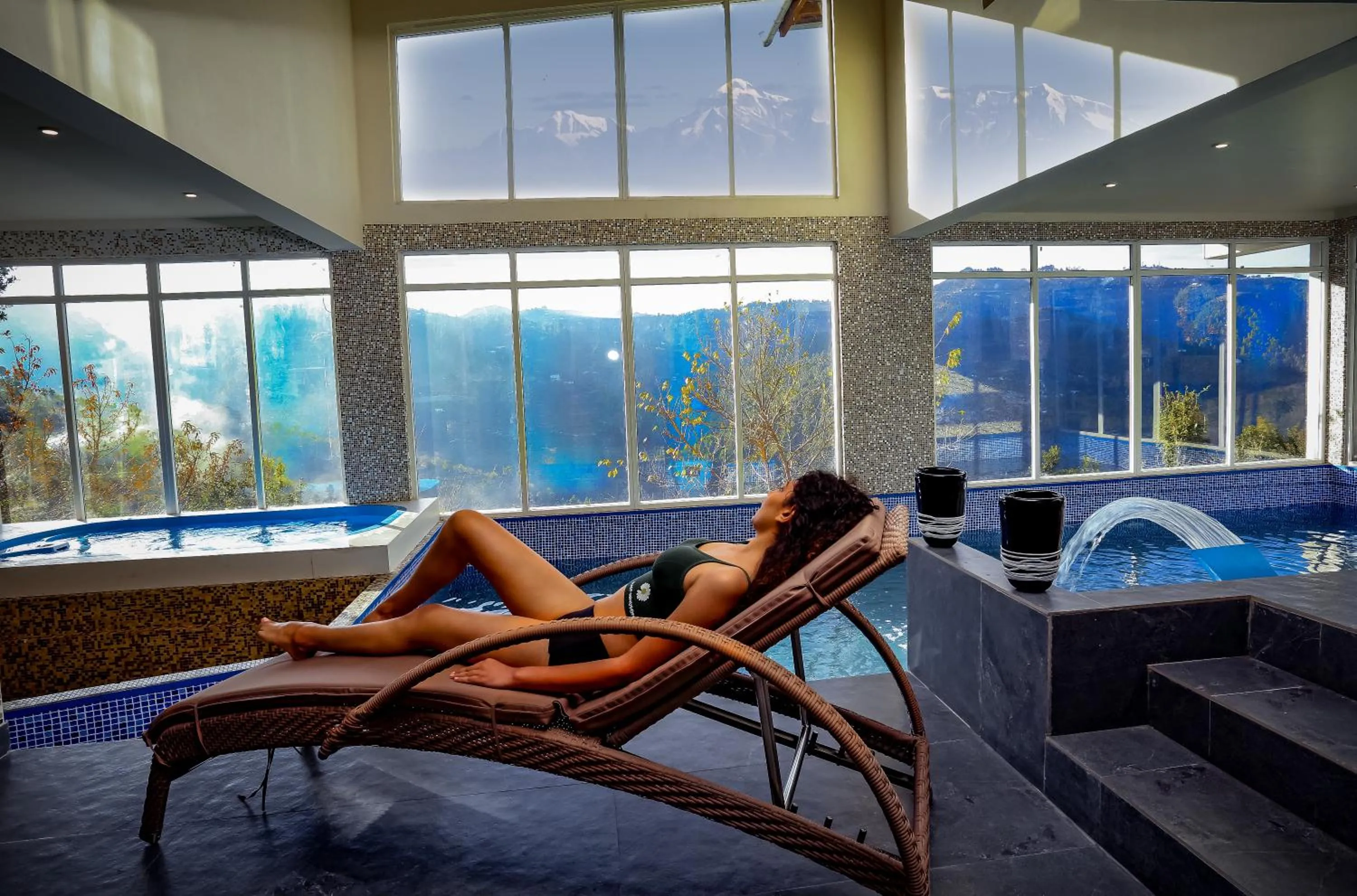 Swimming pool in juSTa Mukteshwar Retreat & Spa