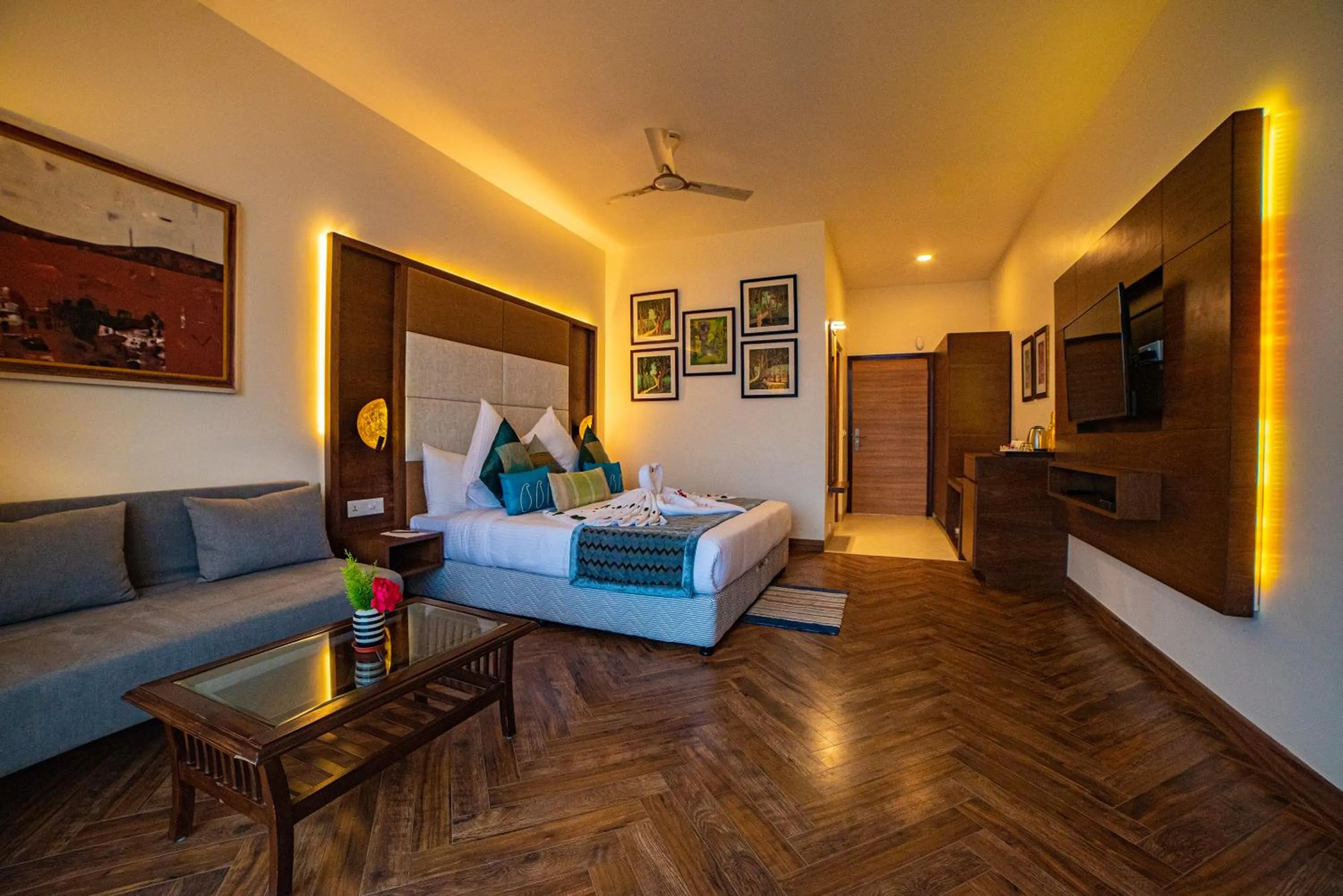 Bedroom, Bed in juSTa Mukteshwar Retreat & Spa