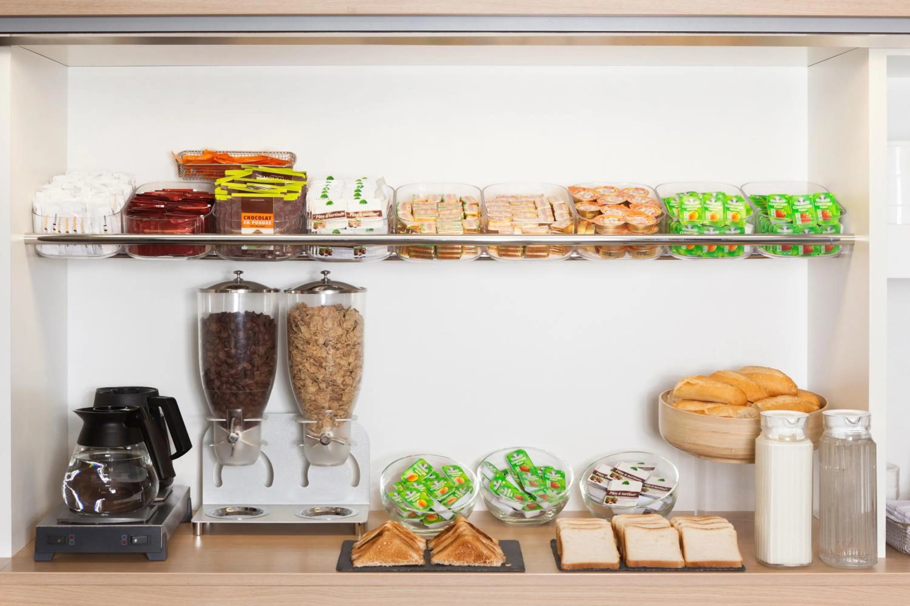 Breakfast in hotelF1 Toulouse Ramonville