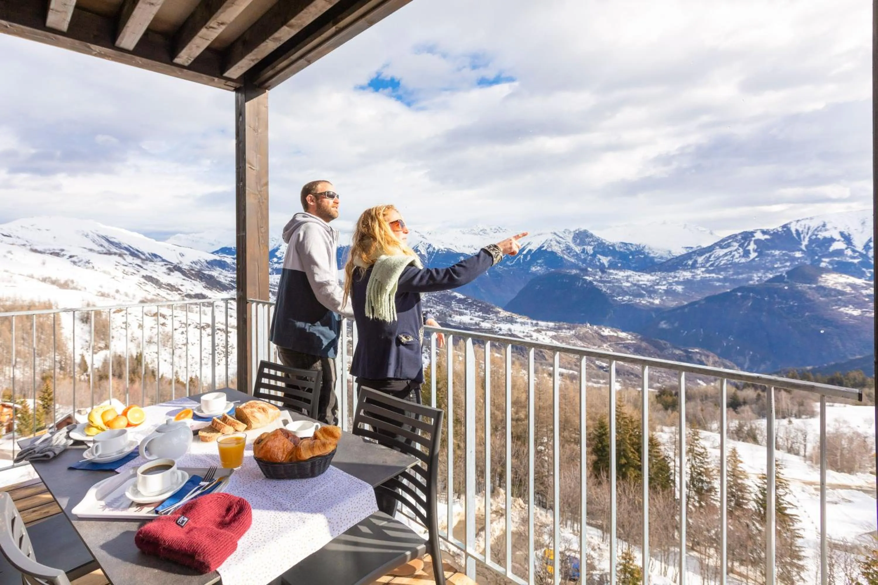 People in Résidence Club MMV L'Etoile des Sybelles