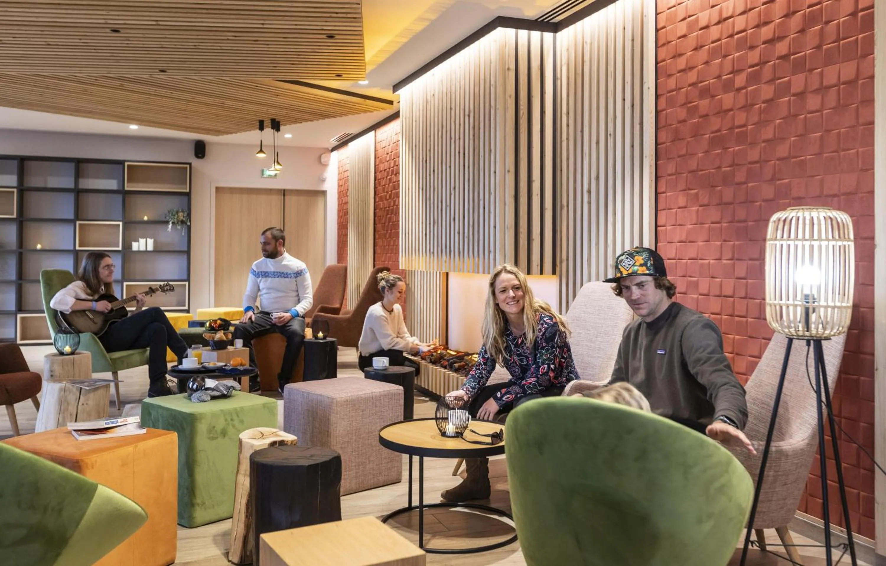 Lounge or bar in Résidence Club MMV L'Etoile des Sybelles