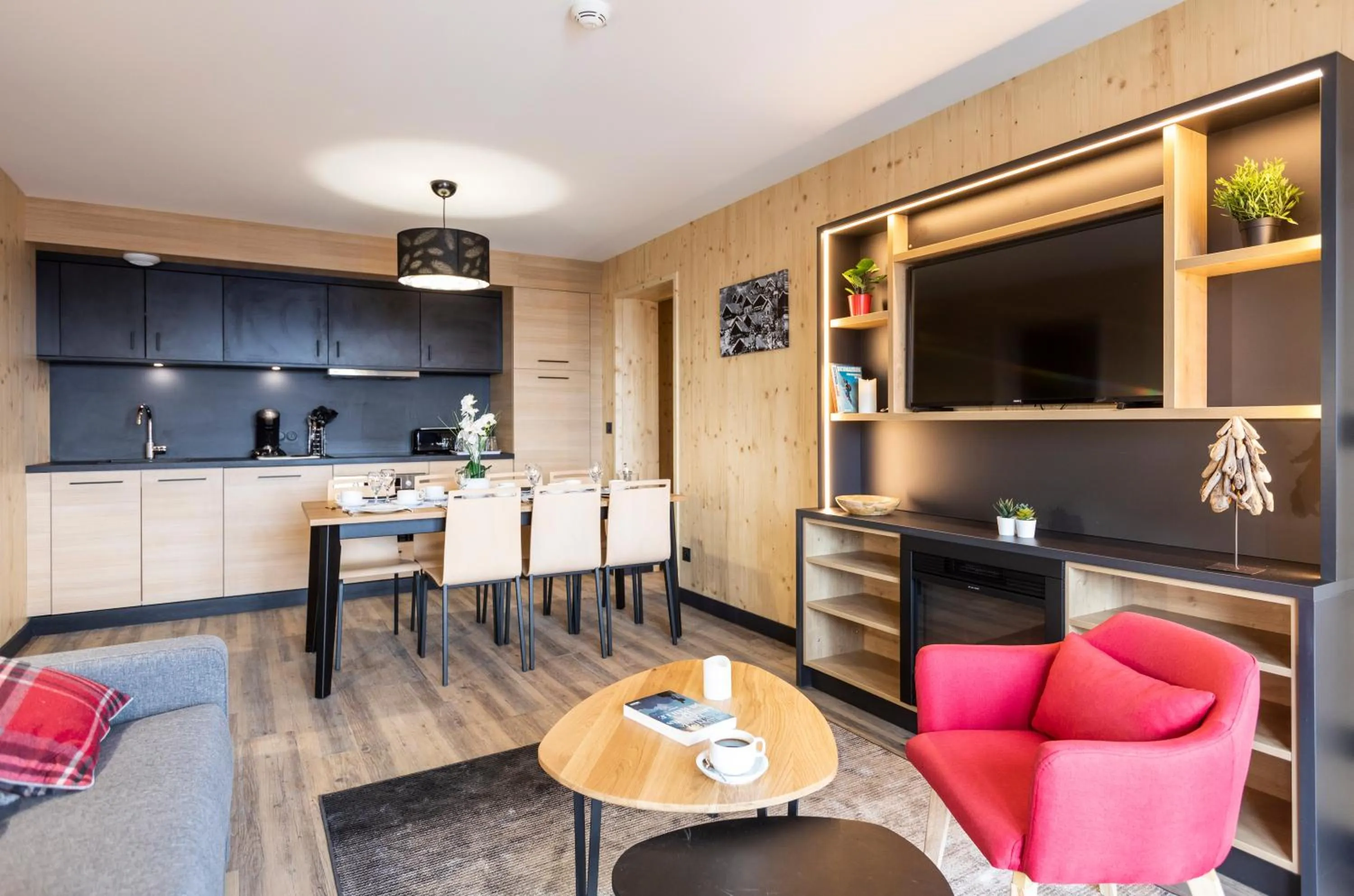 Kitchen or kitchenette in Résidence Club MMV L'Etoile des Sybelles