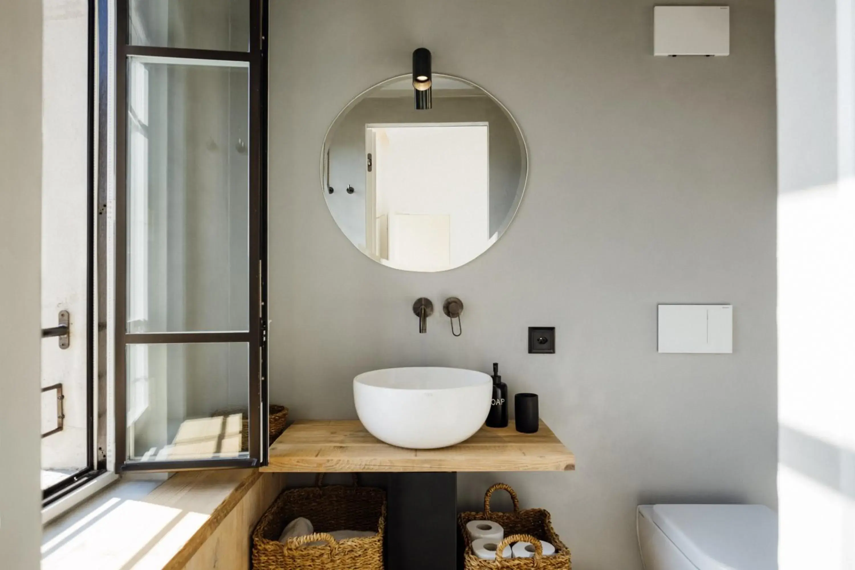 Standard Double or Twin Room - single occupancy in Locanda San Silvestro - Meride Standard Double or Twin Room - single occupancy in Locanda San Silvestro - Meride