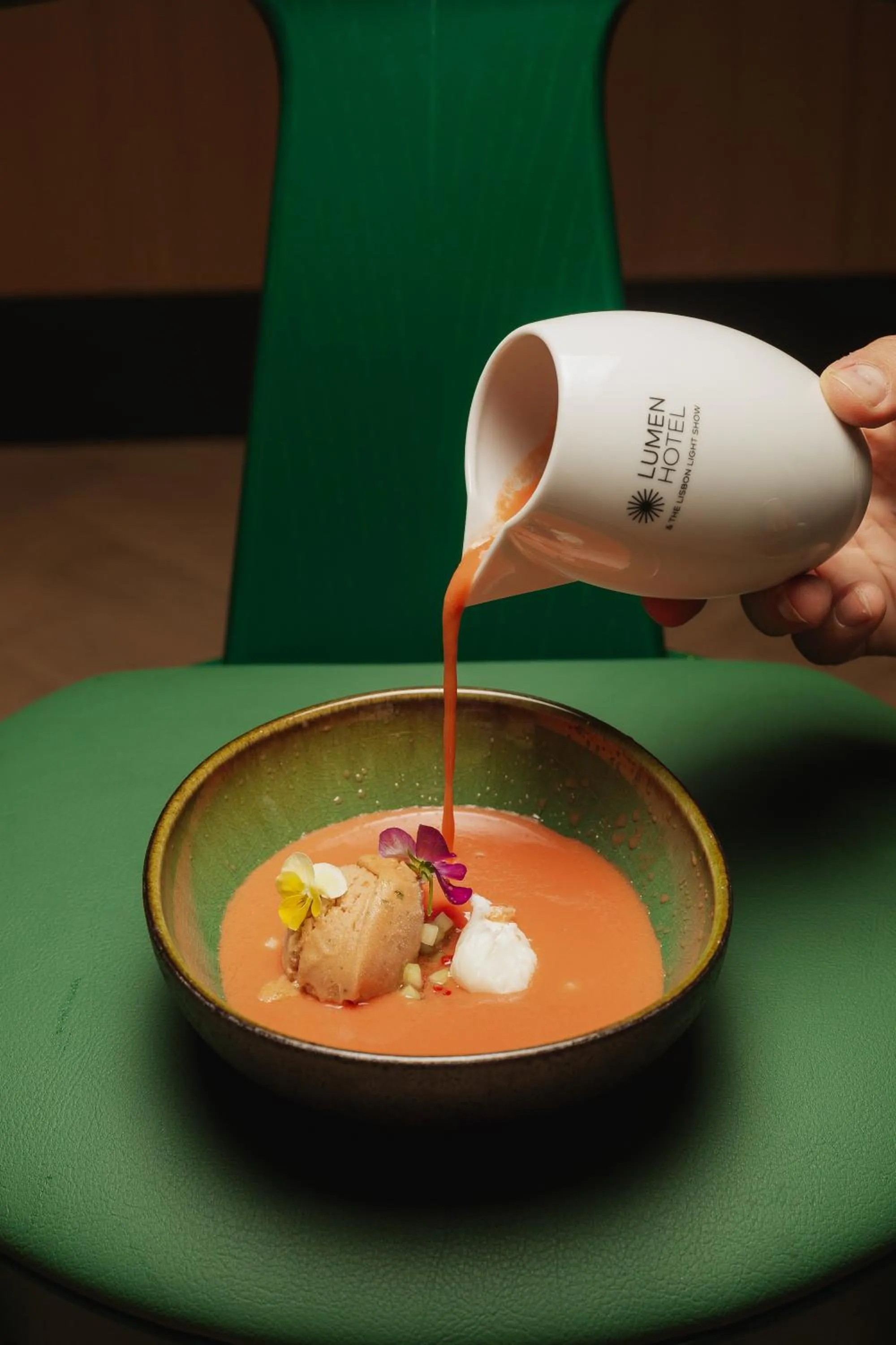 Restaurant/places to eat in Lumen Hotel & The Lisbon Light Show