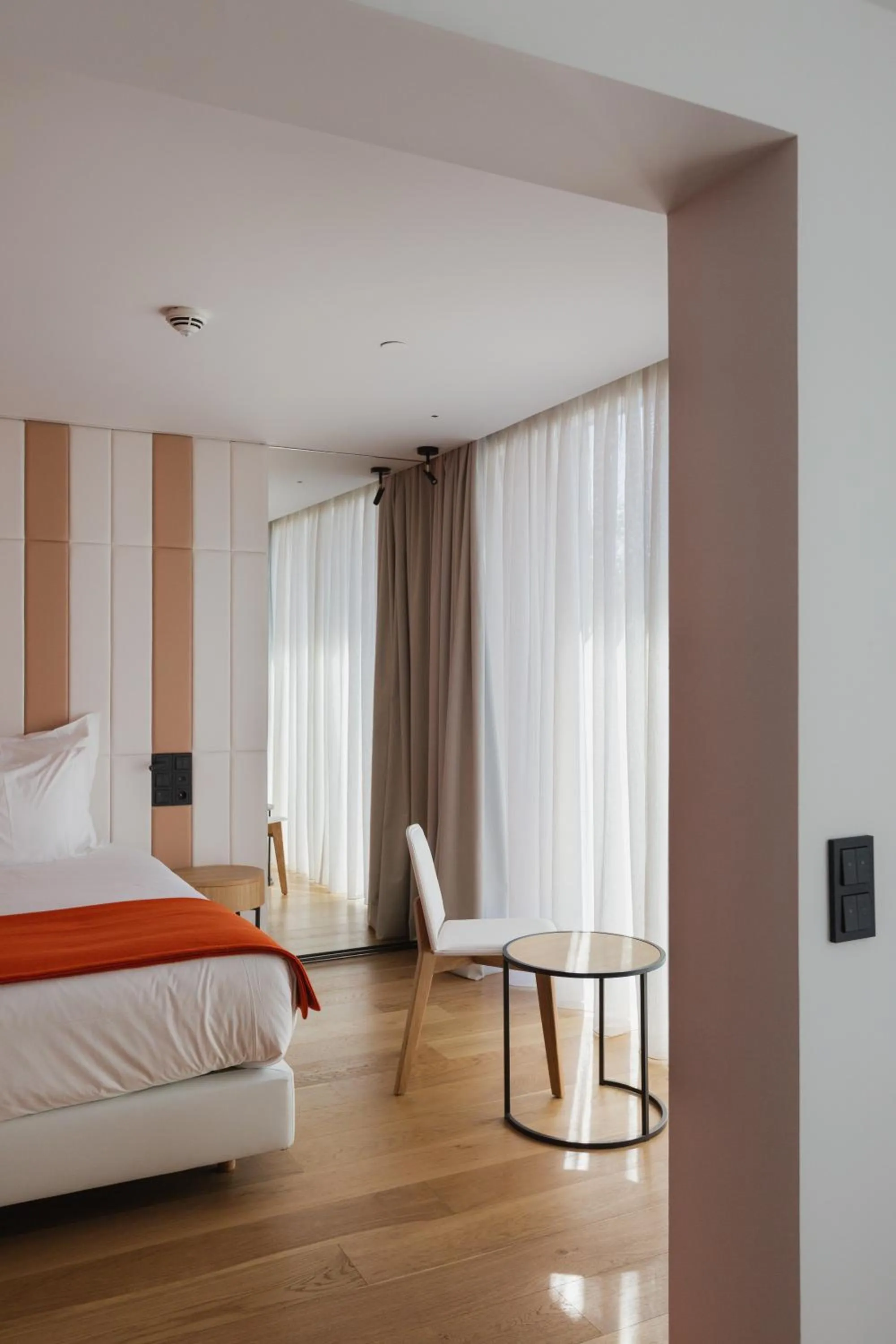 Bedroom, Bed in Lumen Hotel & The Lisbon Light Show