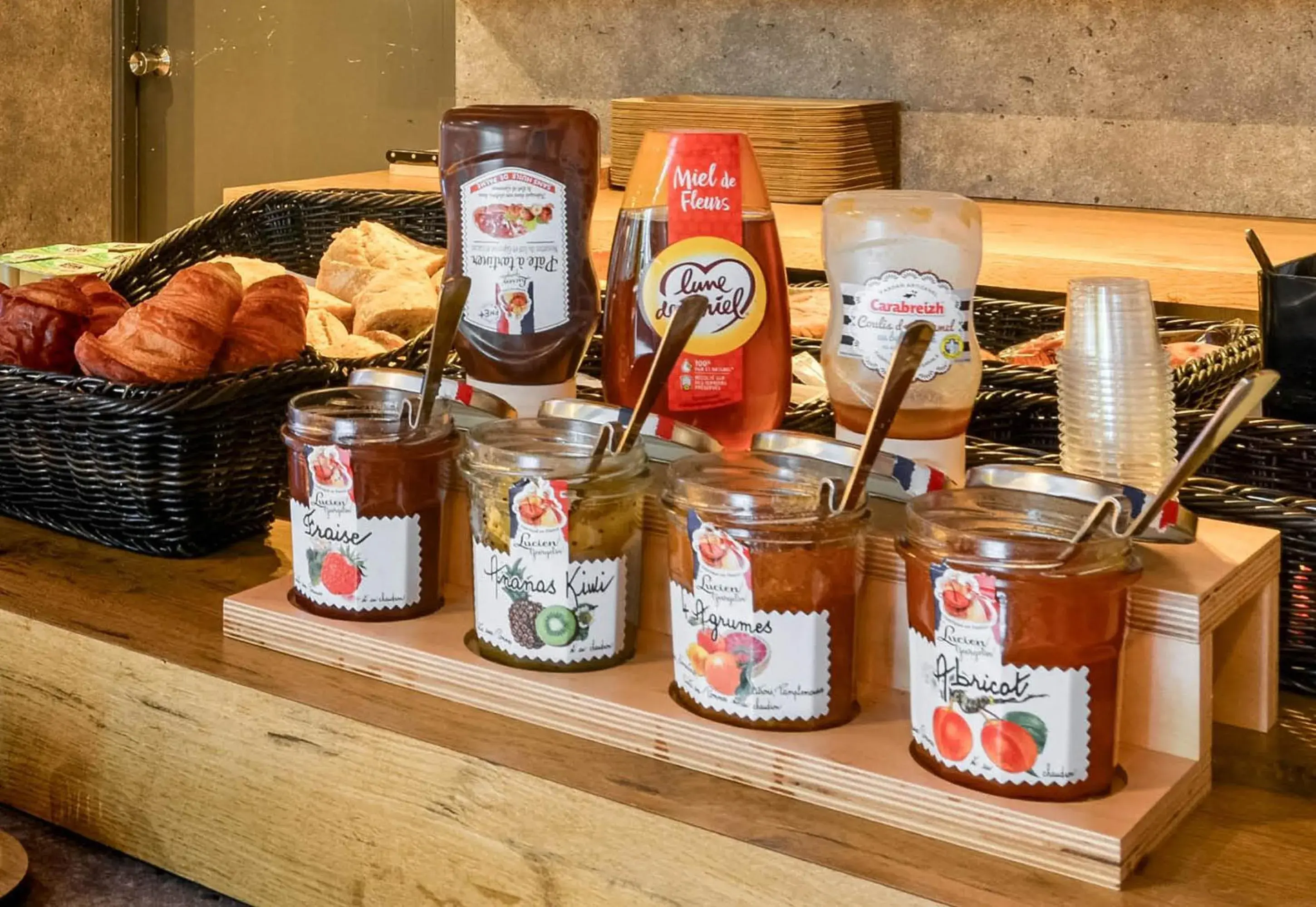 Breakfast in B&B HOTEL Montpellier Sud Lattes Breakfast in B&B HOTEL Montpellier Sud Lattes