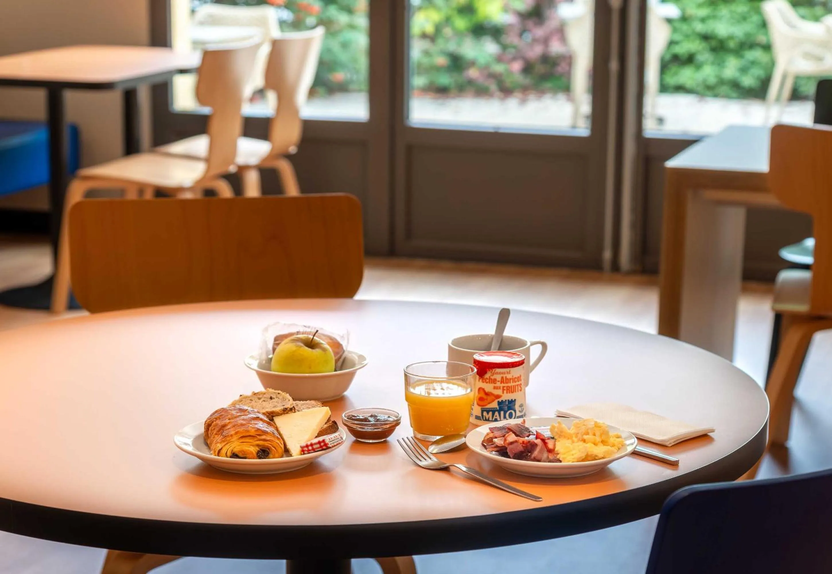 Breakfast in B&B HOTEL Montpellier Sud Lattes