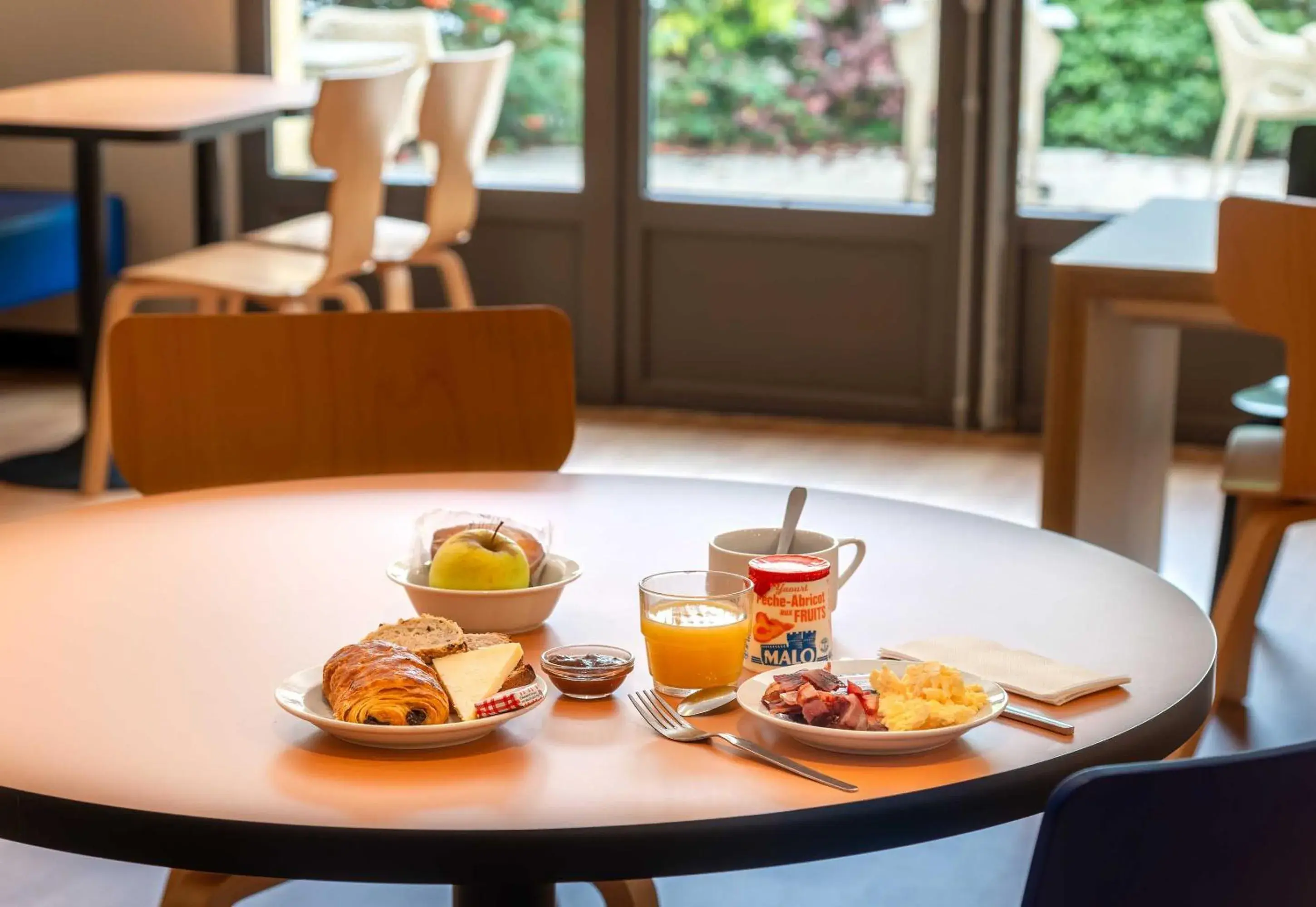 Breakfast in B&B HOTEL Montpellier Sud Lattes Breakfast in B&B HOTEL Montpellier Sud Lattes