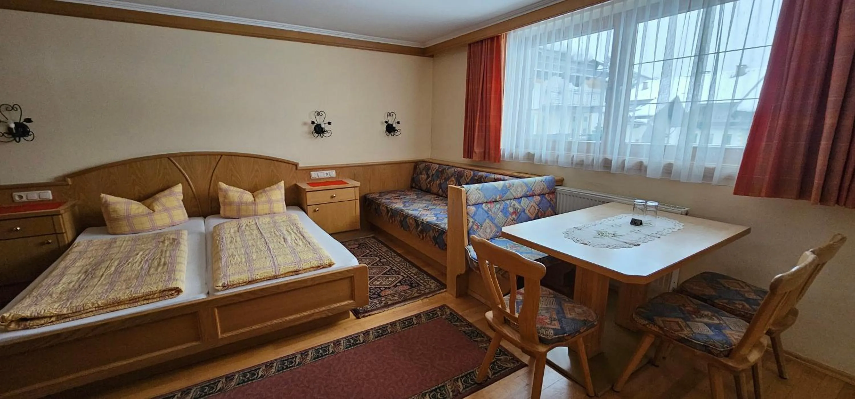 Bed in Hotel-Garni Pramstraller