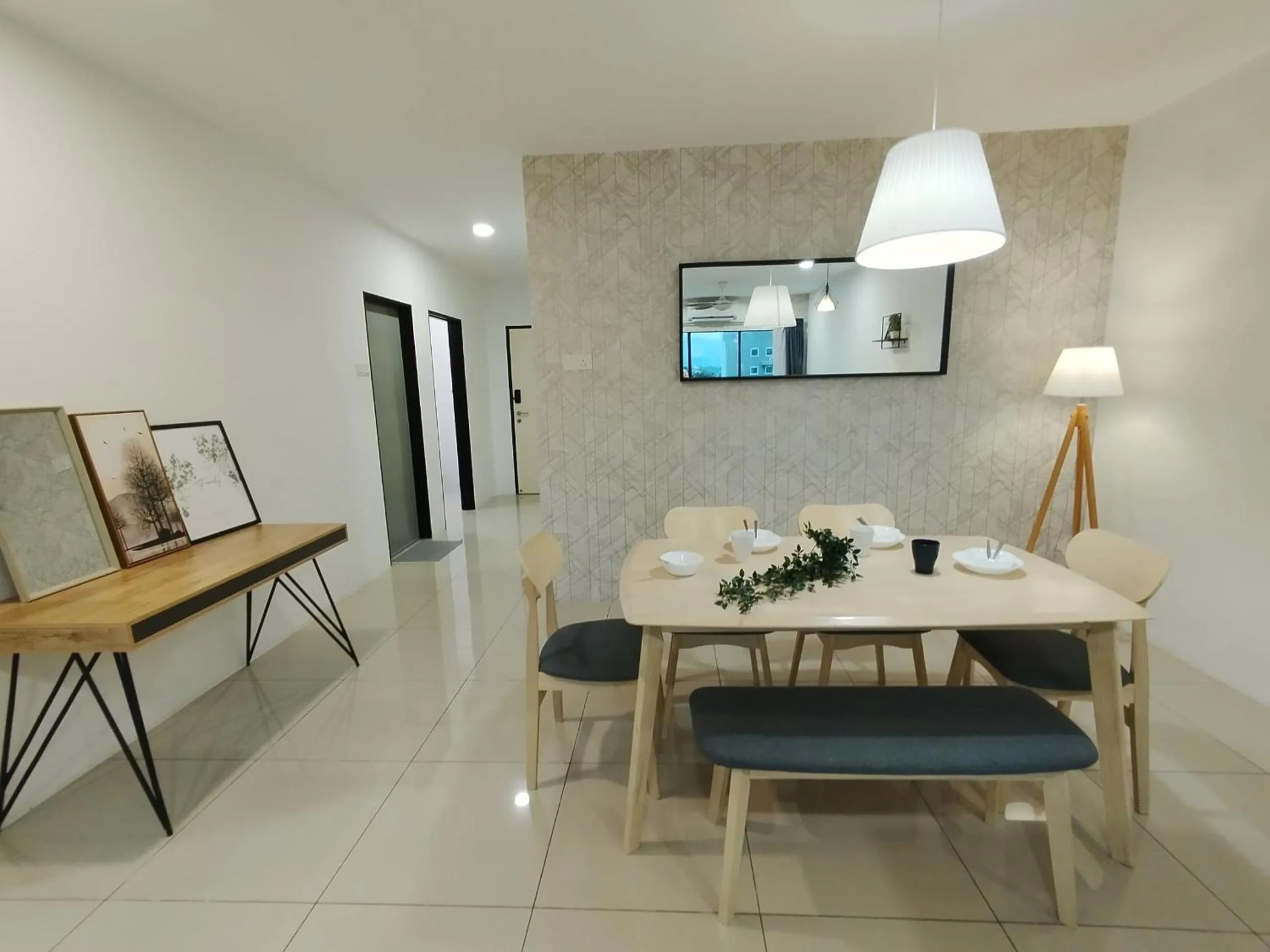 Dining area in Ipoh Waterpark Manhattan Premium Suites by IWH Suites