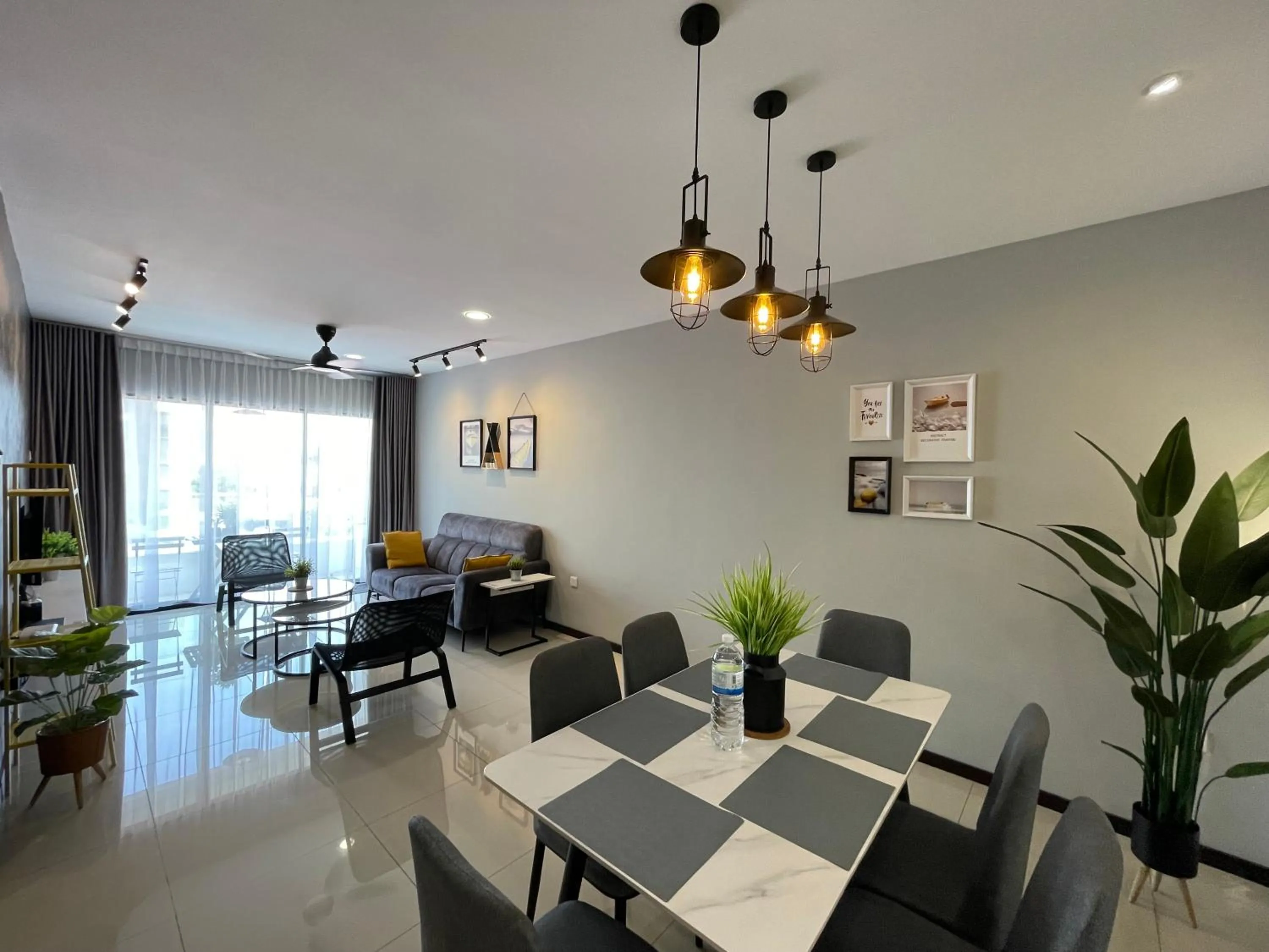 Dining area in Ipoh Waterpark Manhattan Premium Suites by IWH Suites
